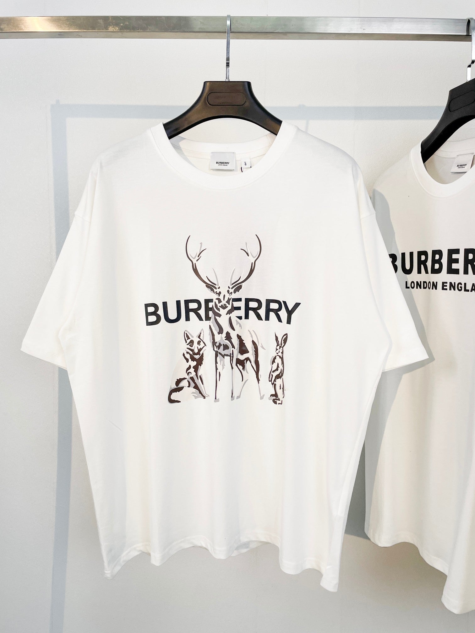 LuxluxHouse Burberry T-shirt NO.2