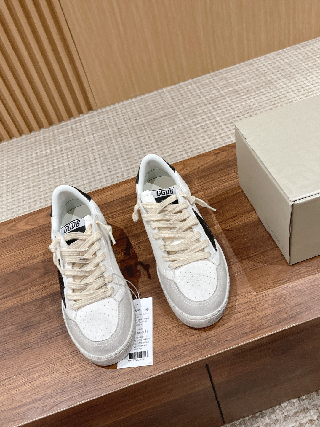 LuxluxHouse Best Quality Shoes Golden Goose