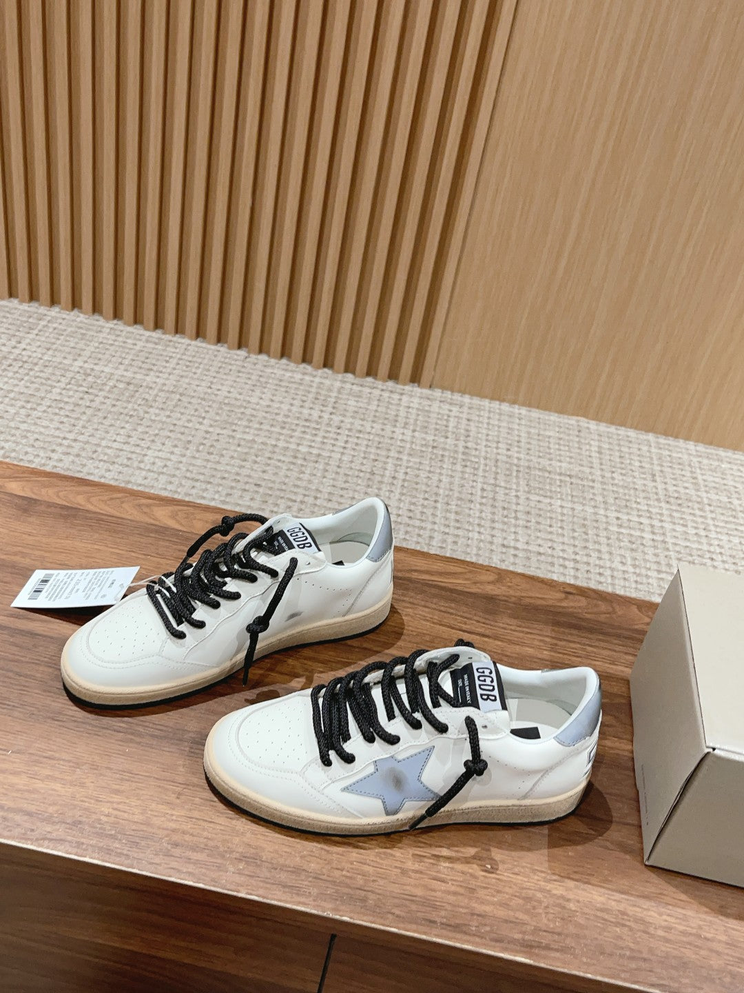 LuxluxHouse Best Quality Shoes Golden Goose