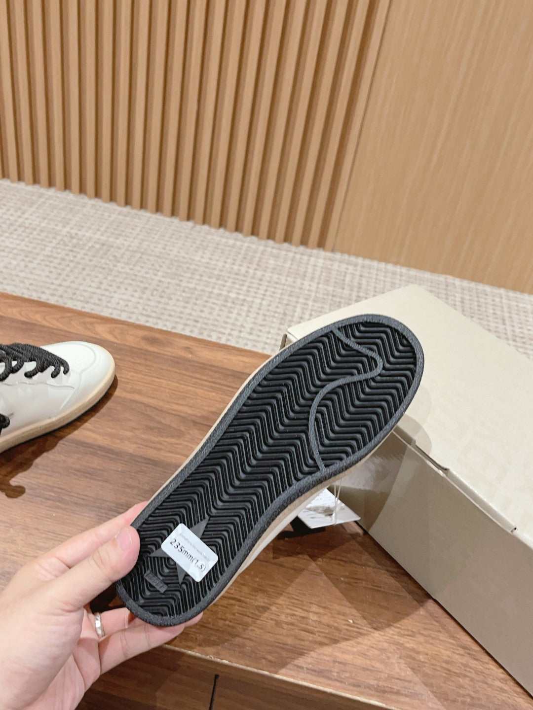 LuxluxHouse Best Quality Shoes Golden Goose