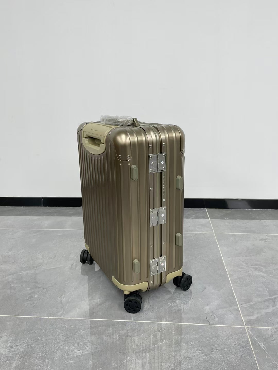LuxluxHouse Best Quality Bags Luggage