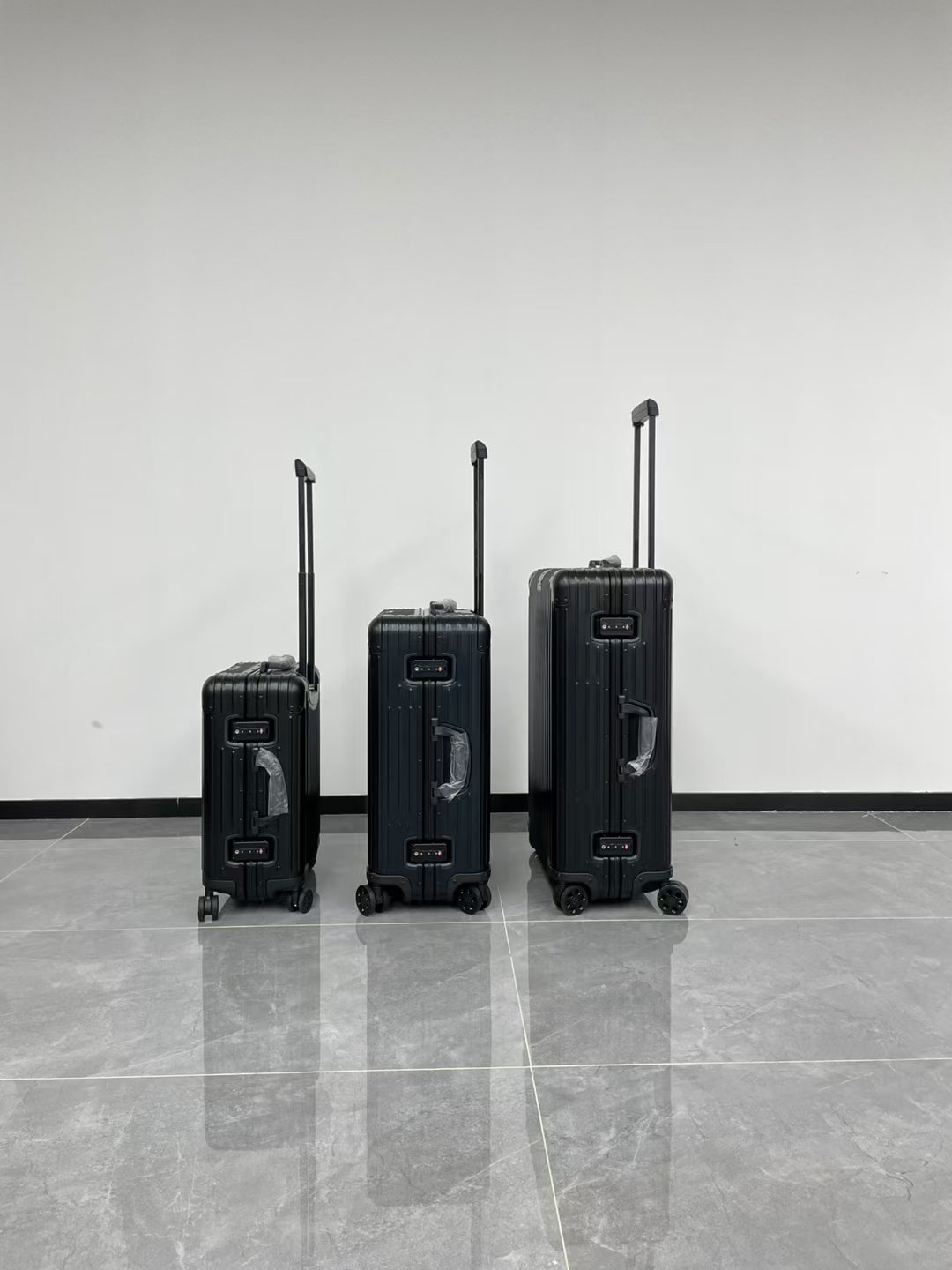 LuxluxHouse Best Quality Bags Luggage