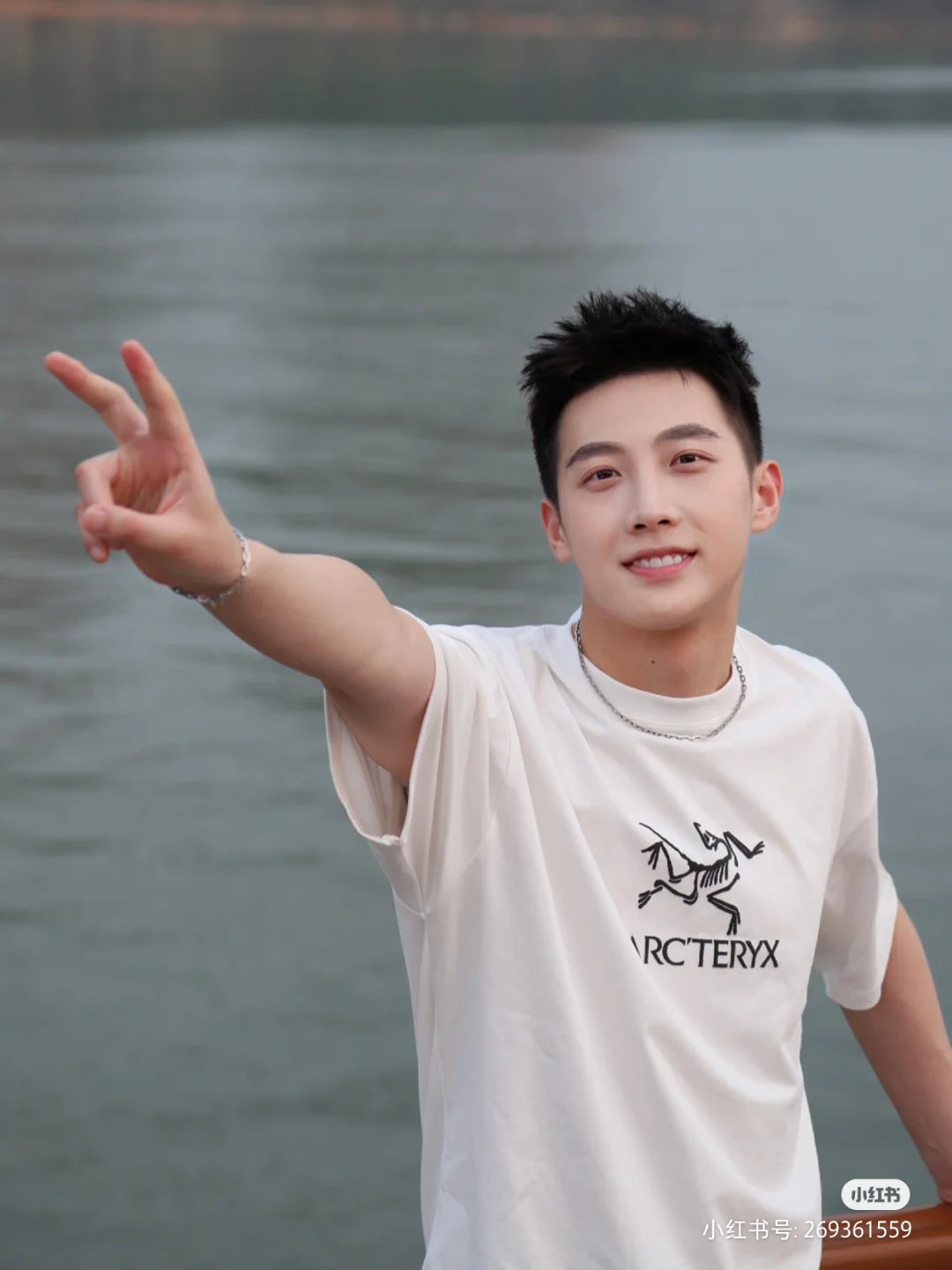 LuxluxHouse Best Quality Clothes T-shirt Arcteryx