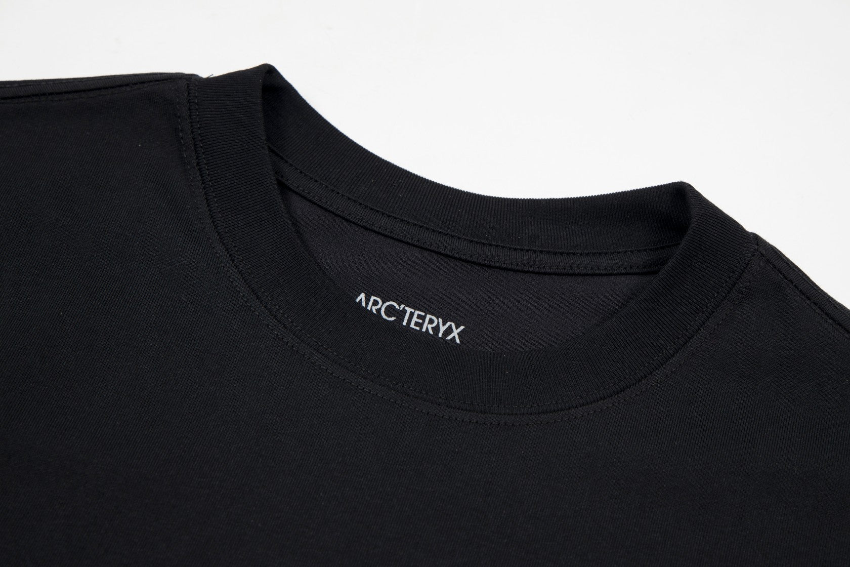 LuxluxHouse Best Quality Clothes T-shirt Arcteryx