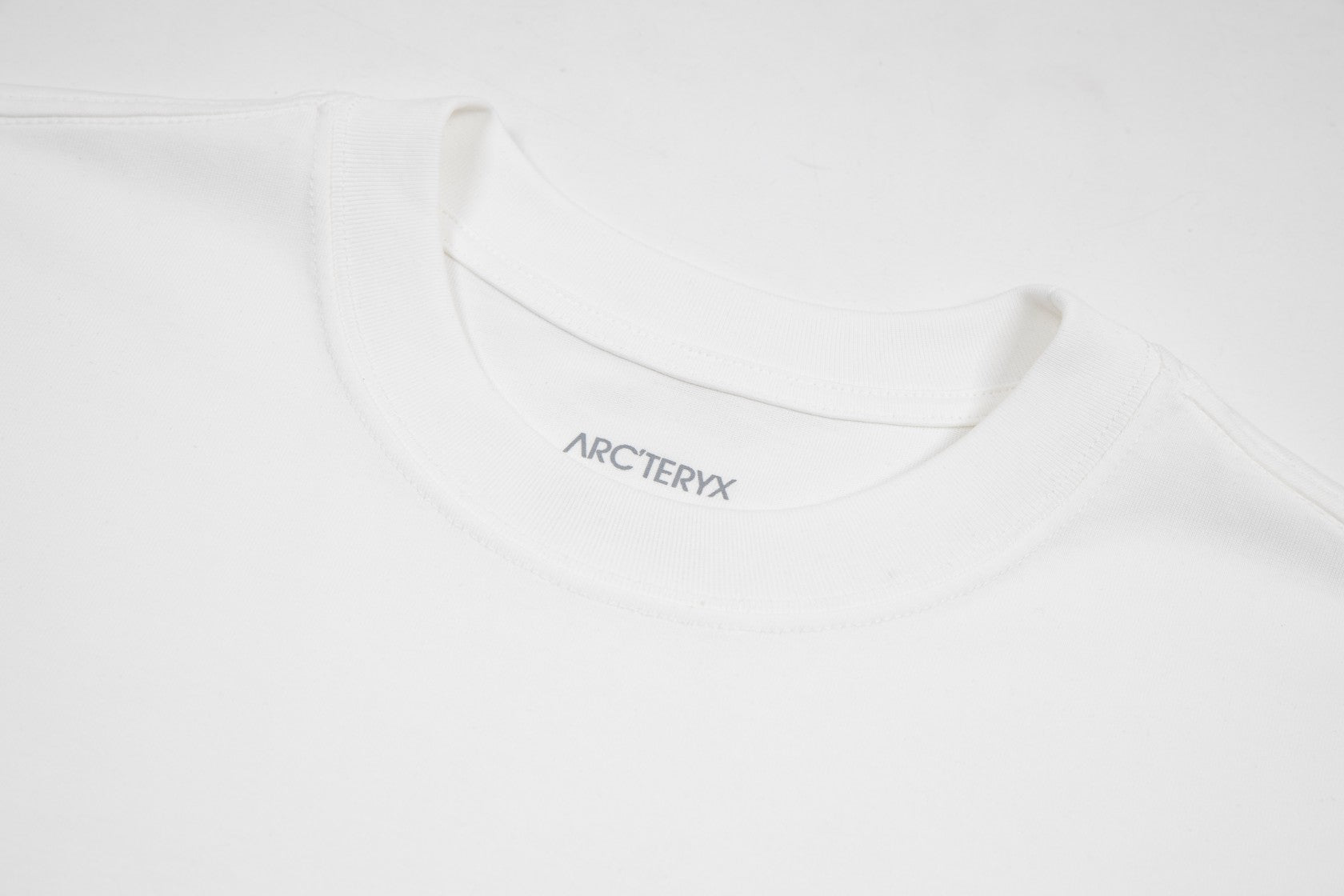 LuxluxHouse Best Quality Clothes T-shirt Arcteryx