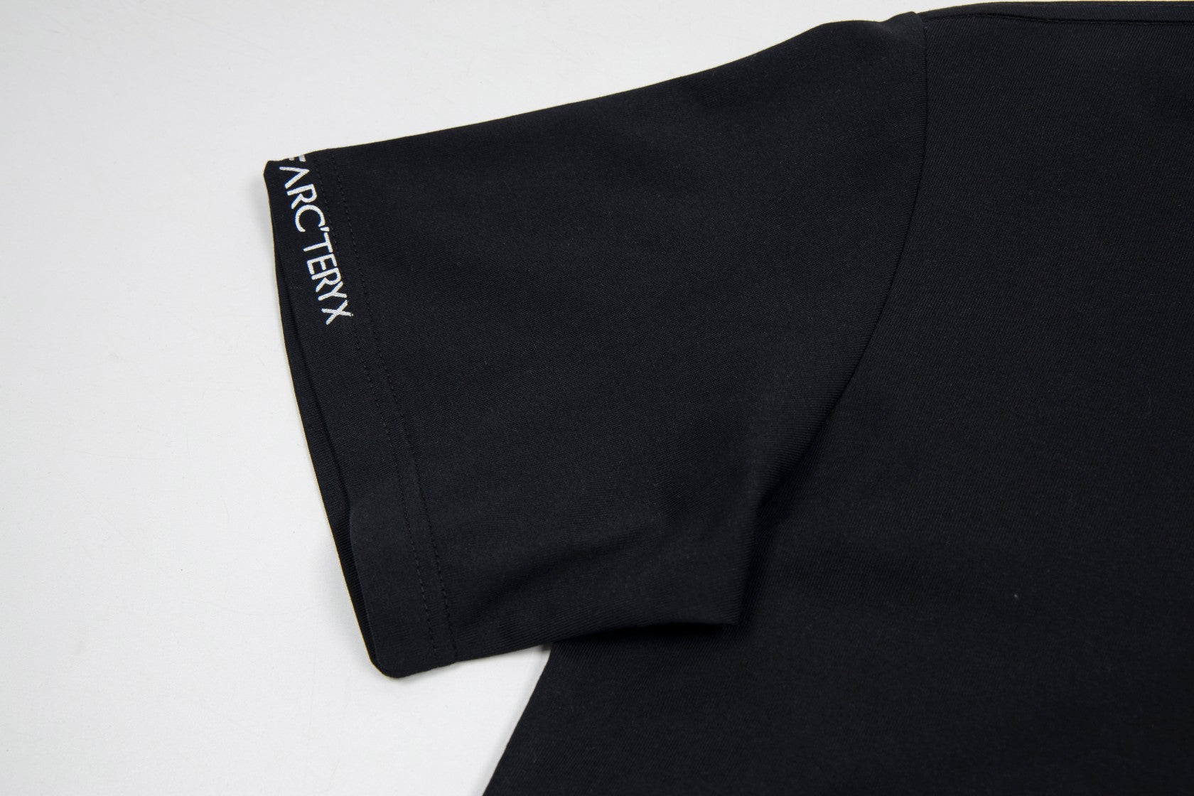 LuxluxHouse Best Quality Clothes T-shirt Arcteryx