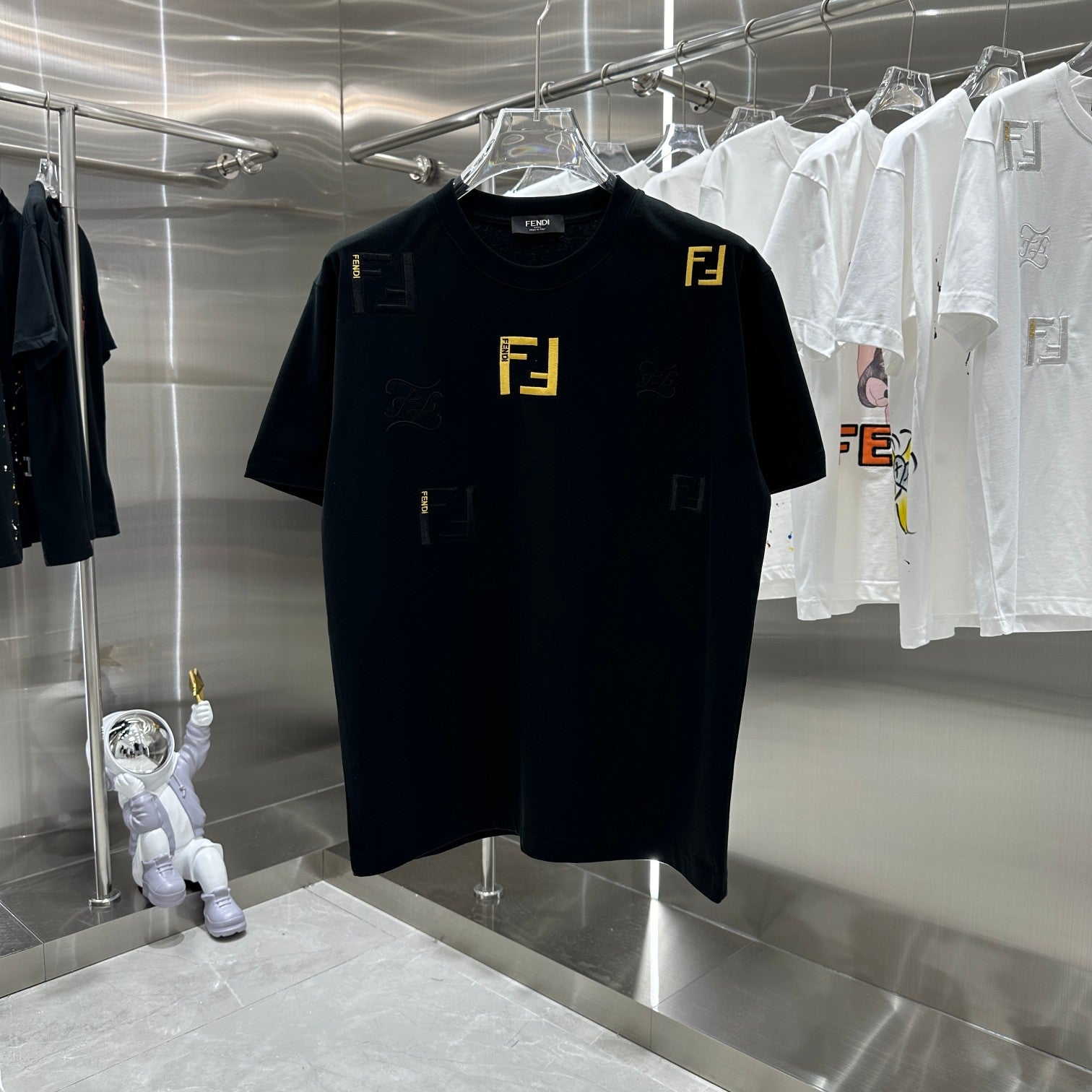 LuxluxHouse Fendi T-shirt NO.1