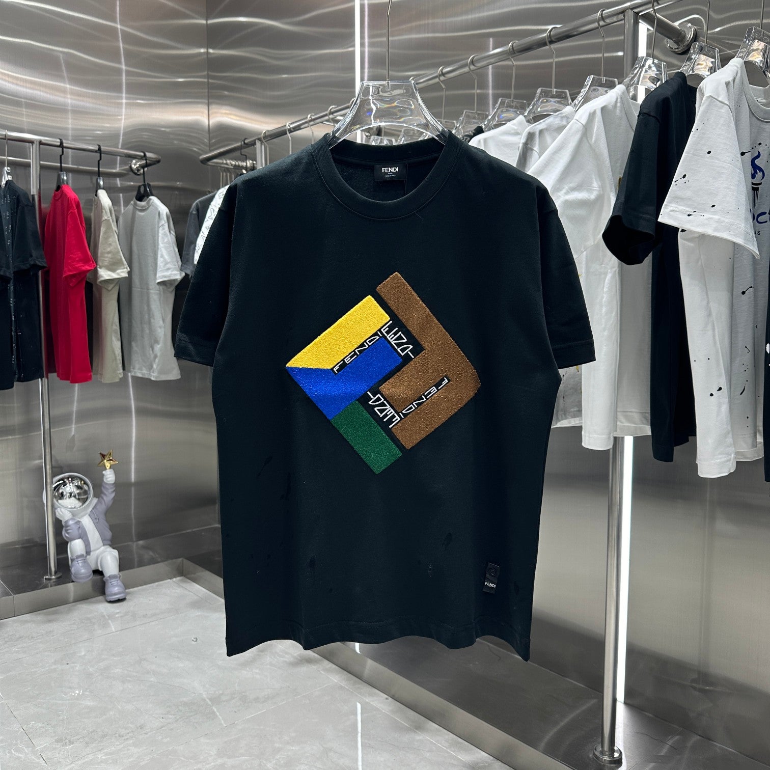 LuxluxHouse Fendi T-shirt NO.1