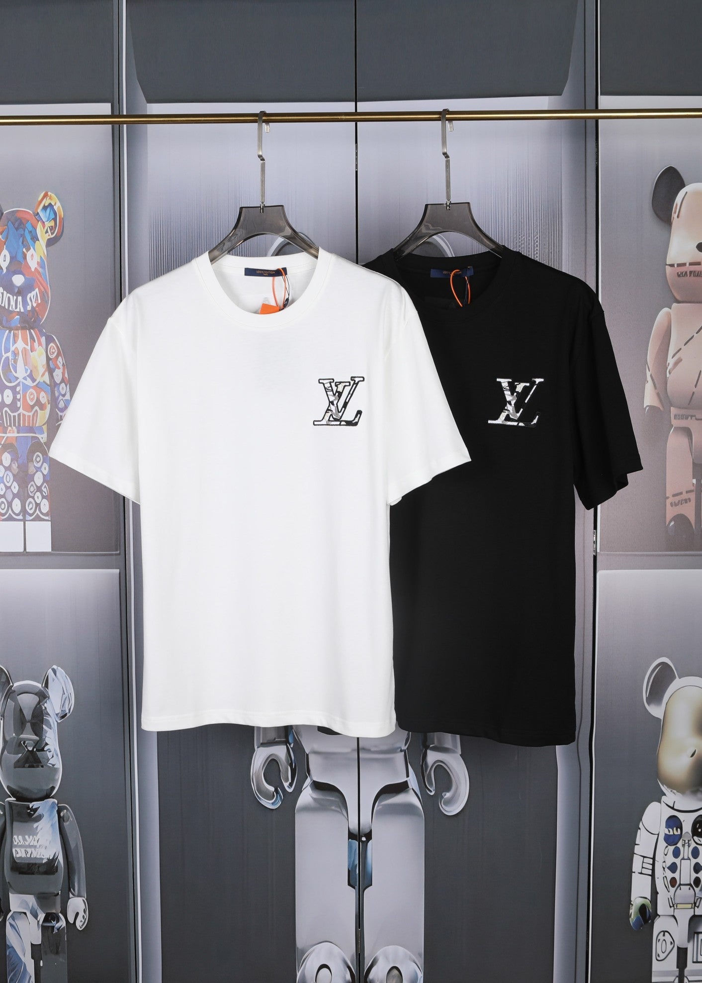 LuxluxHouse Louis Vuitton T-shirt NO.1