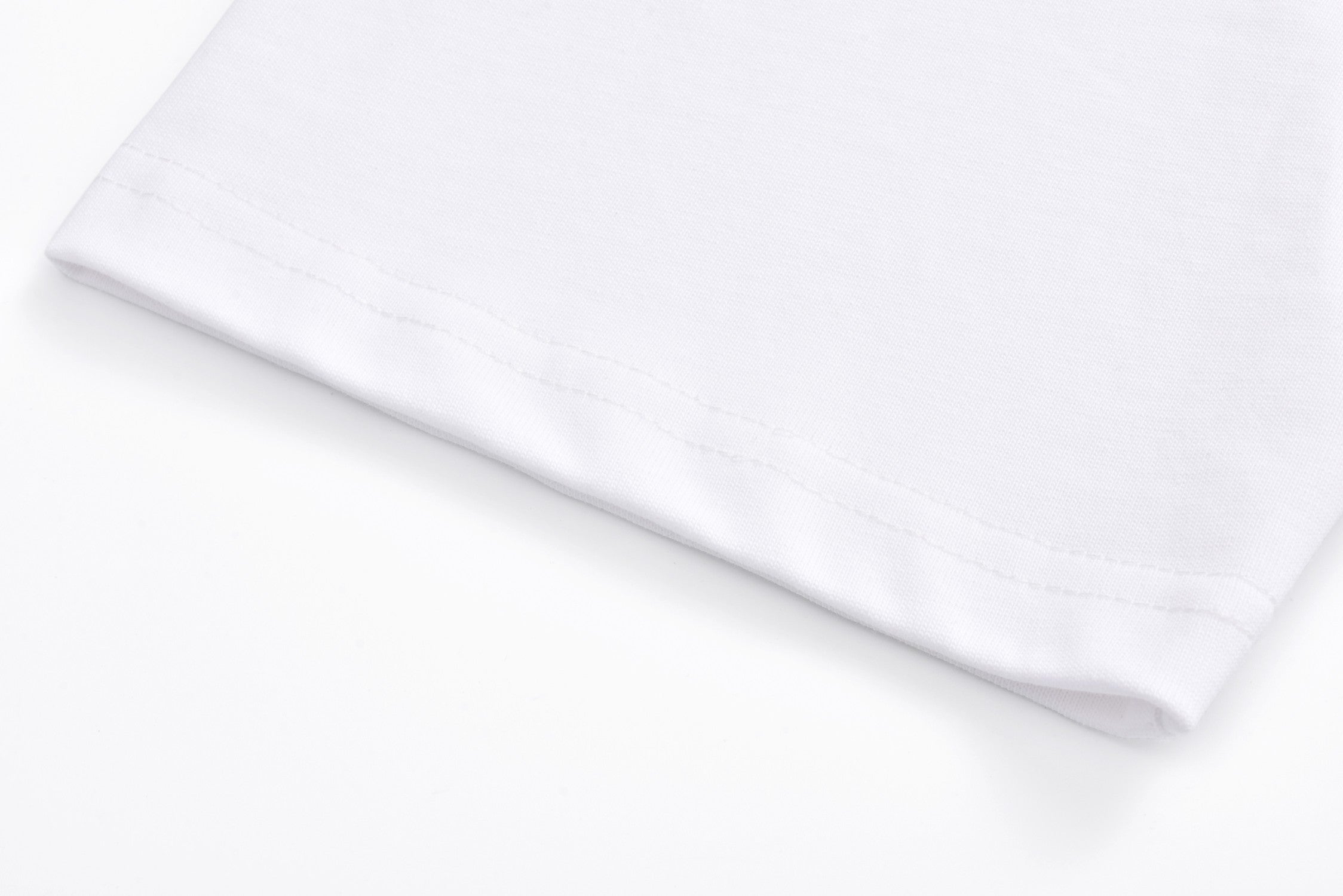 LuxluxHouse Best Quality Clothes T-shirt Prada