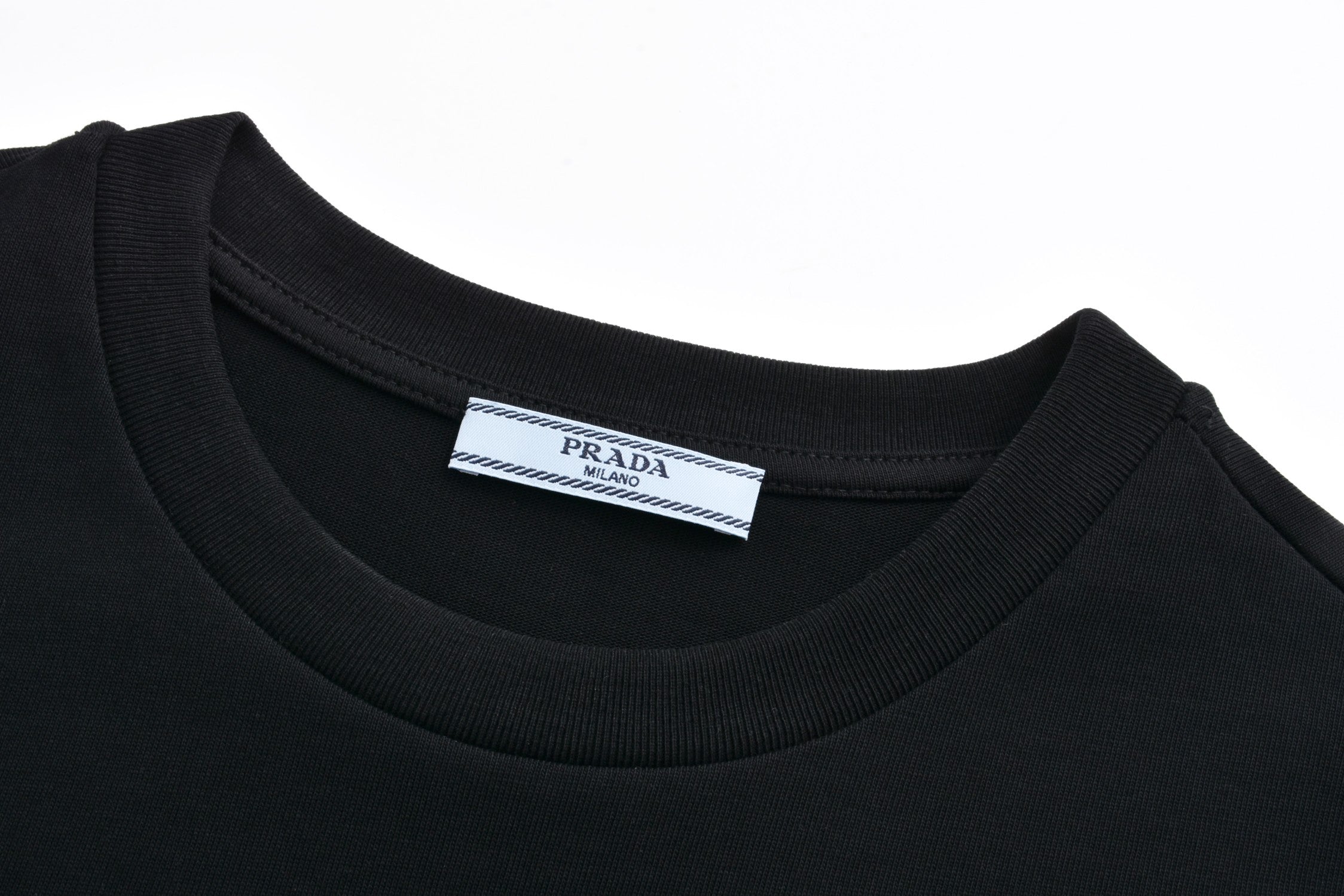 LuxluxHouse Best Quality Clothes T-shirt Prada