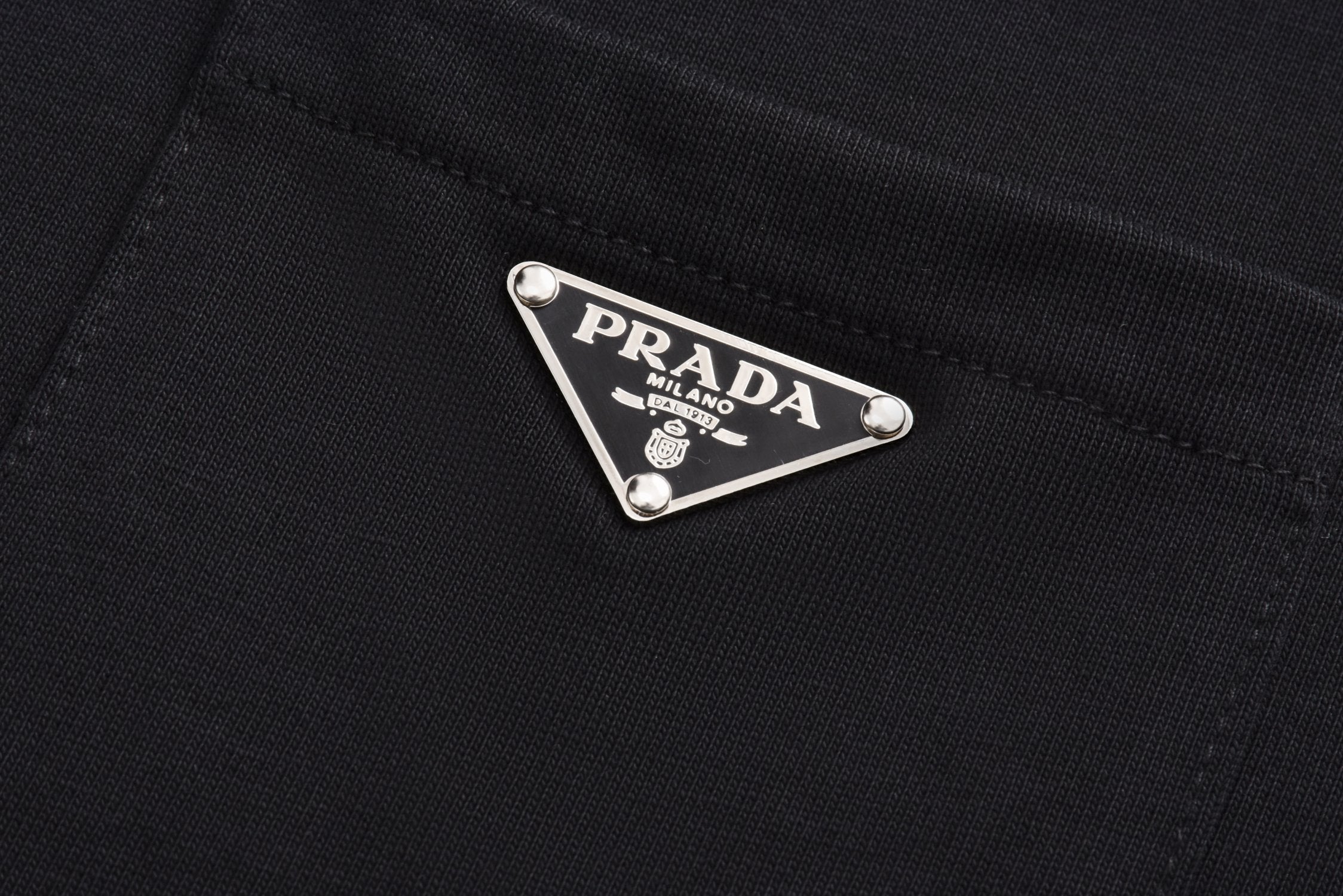 LuxluxHouse Best Quality Clothes T-shirt Prada