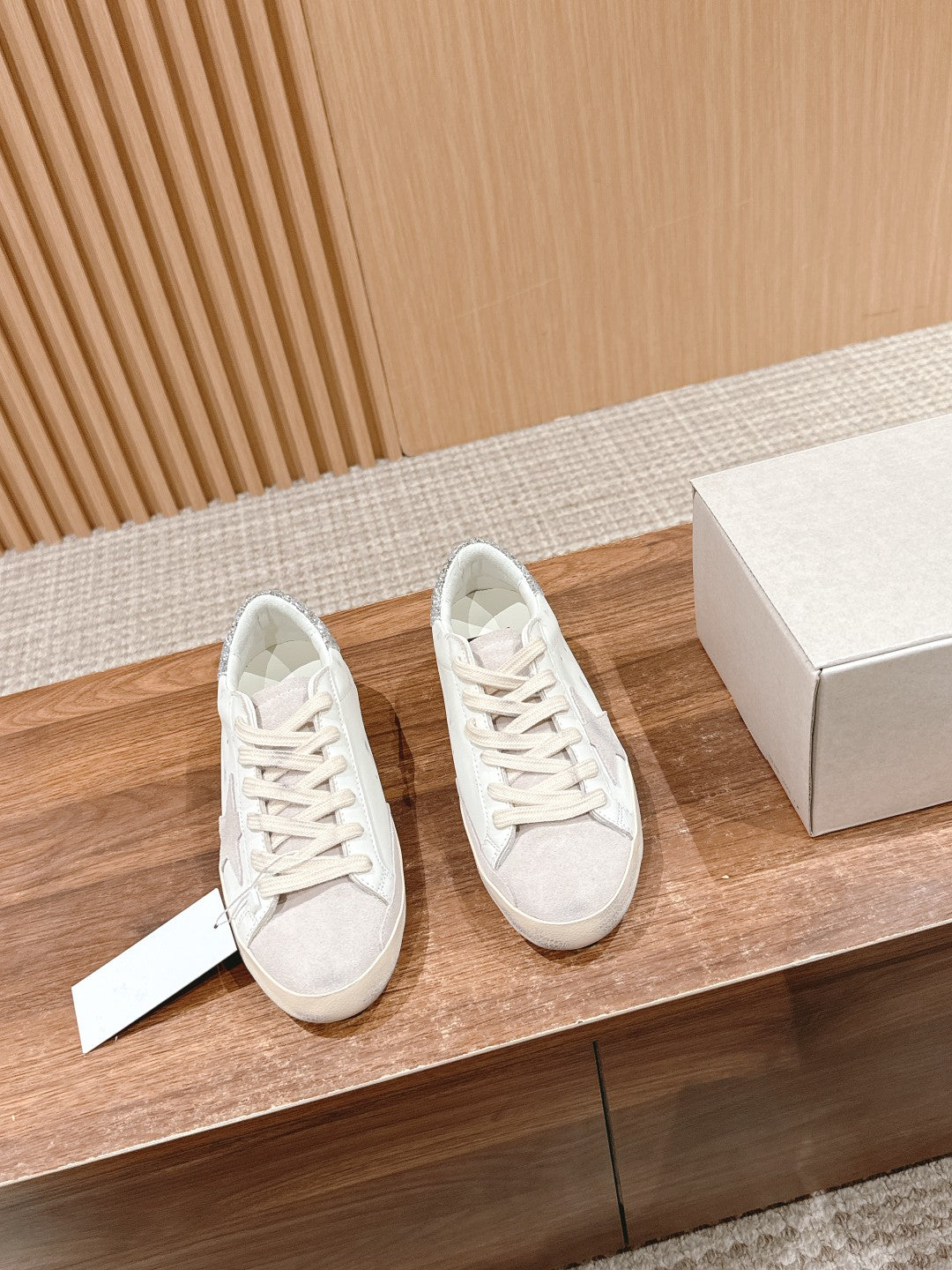 LuxluxHouse Best Quality Shoes Golden Goose