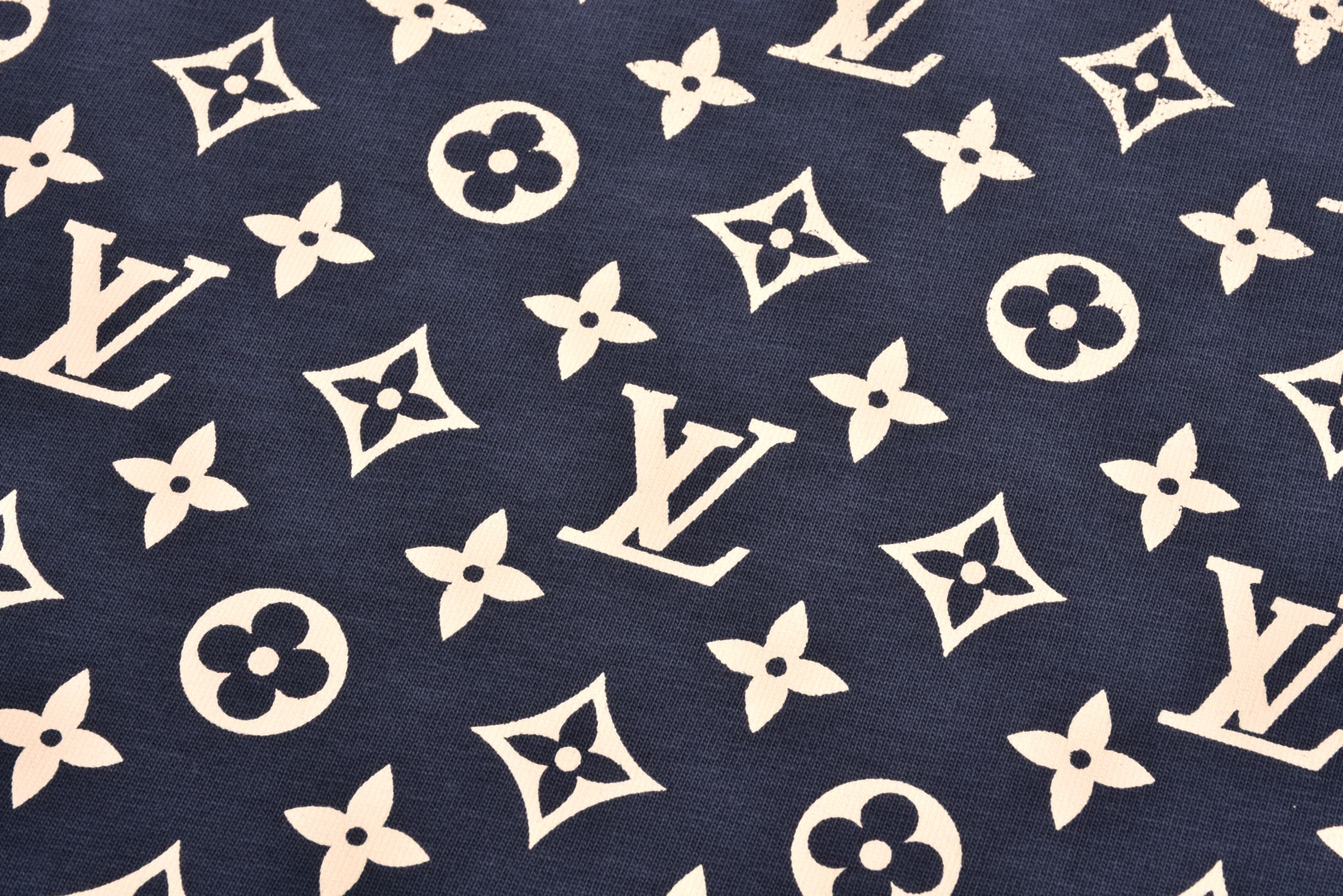 LuxluxHouse Best Quality Clothes T-shirt Louis Vuitton