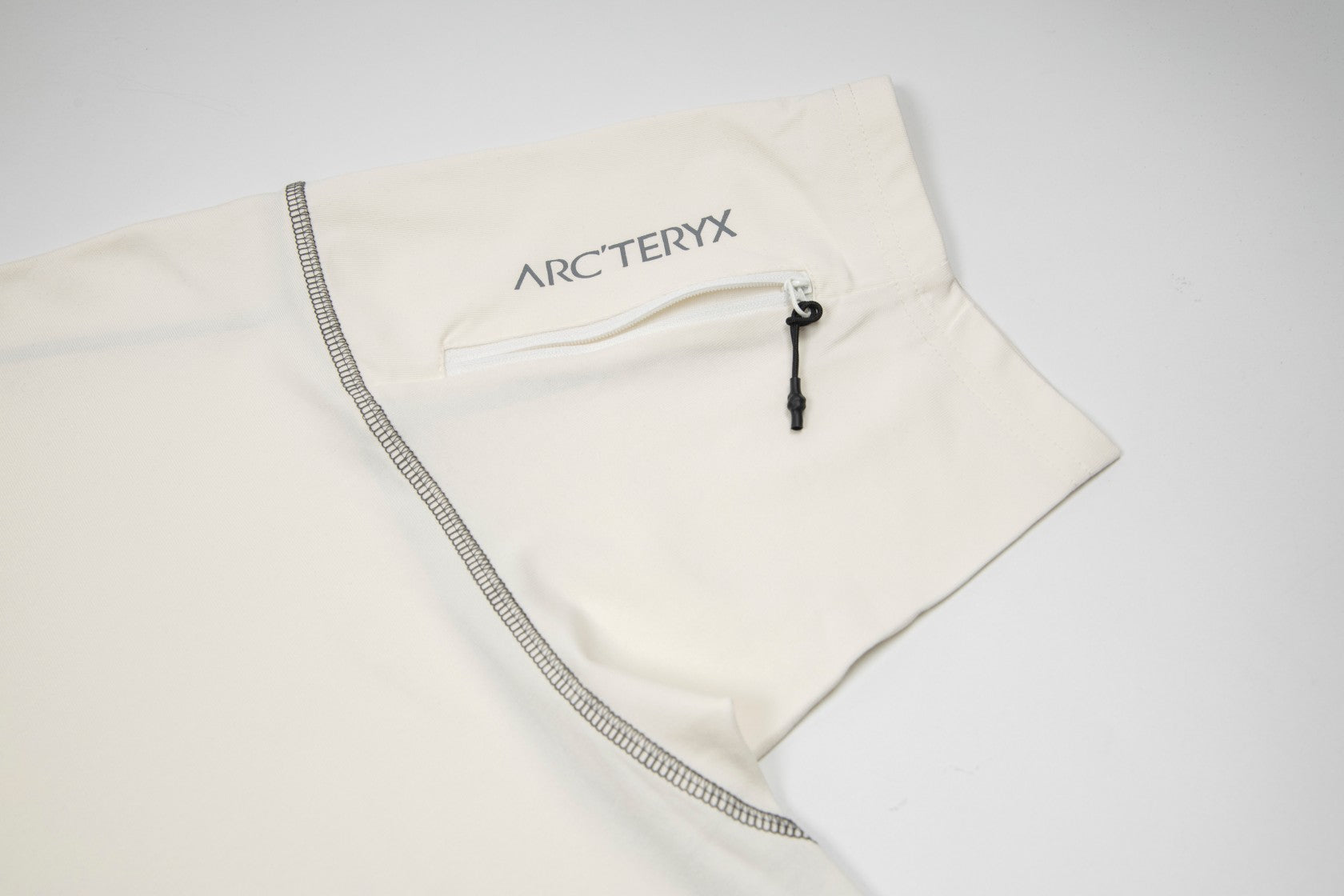 LuxluxHouse Best Quality Clothes T-shirt Arcteryx
