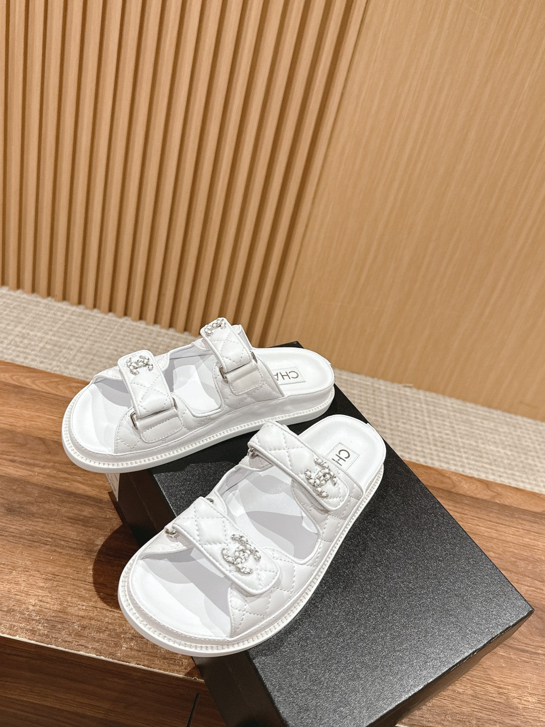 LuxluxHouse Best Quality Chanel Sandals