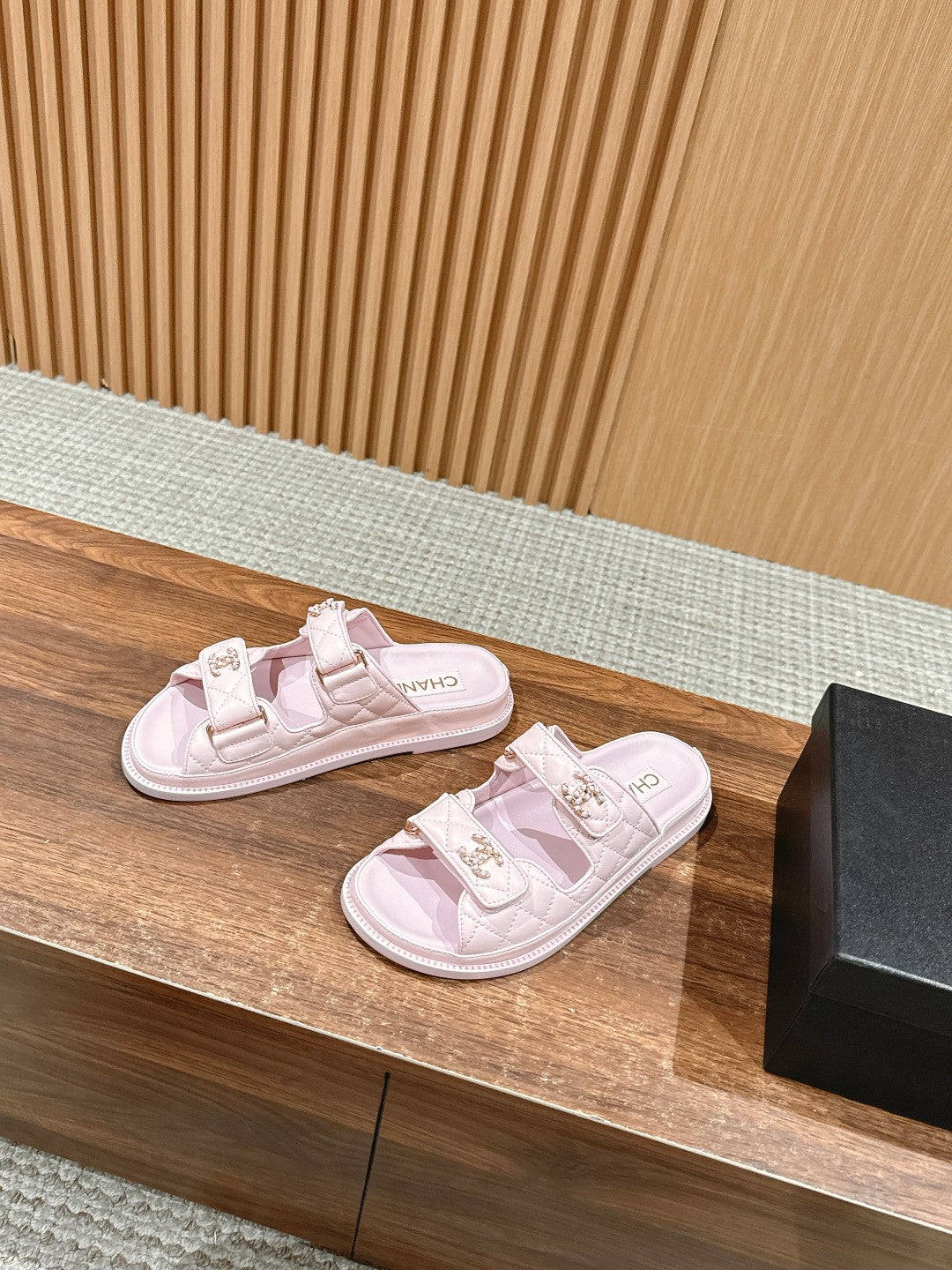LuxluxHouse Best Quality Chanel Sandals