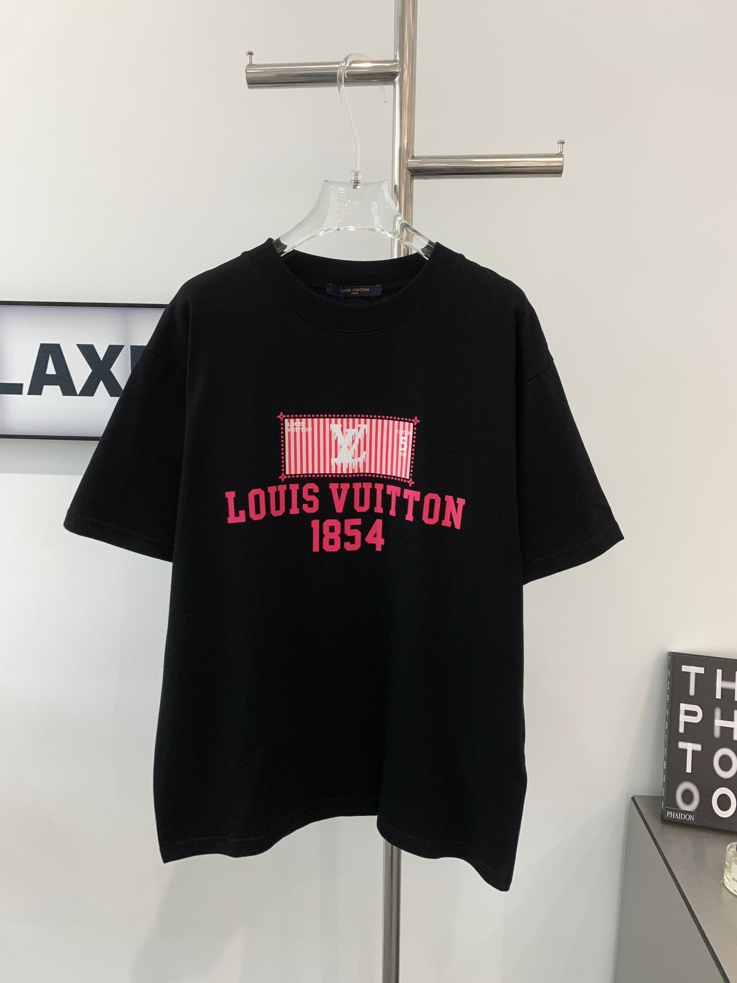 LuxluxHouse Louis Vuitton T-shirt NO.1