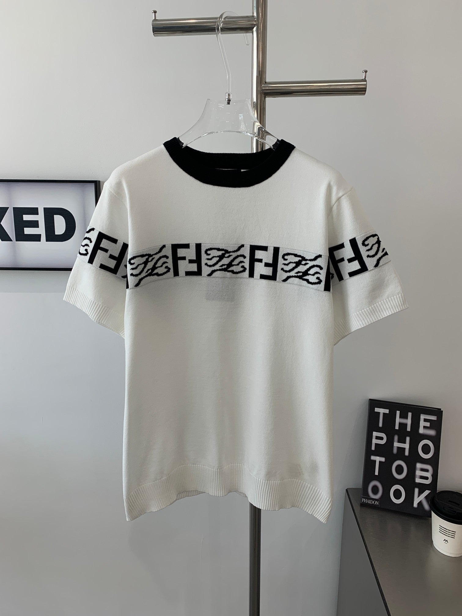 LuxluxHouse Fendi T-shirt NO.1