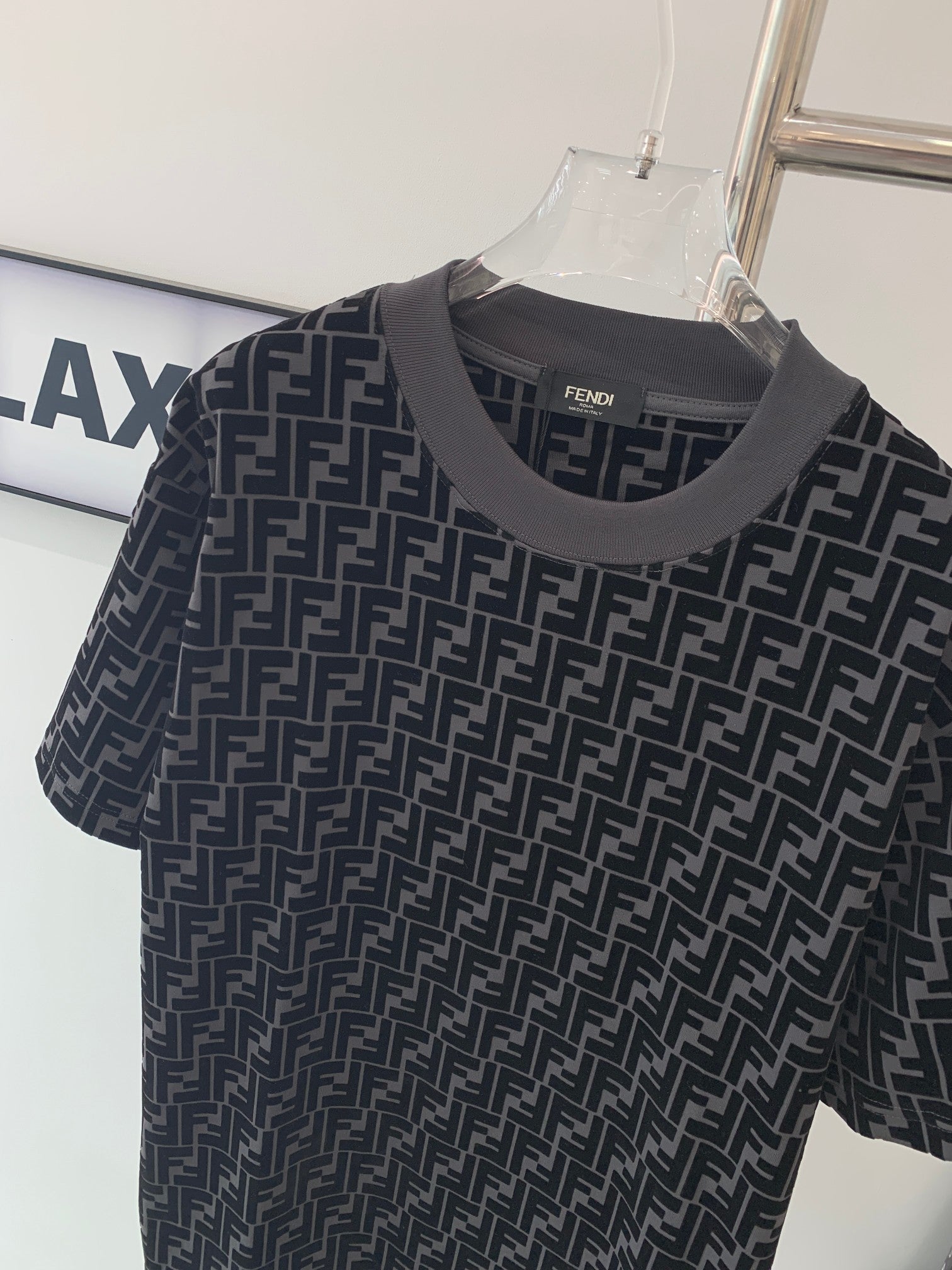 LuxluxHouse Fendi T-shirt NO.1