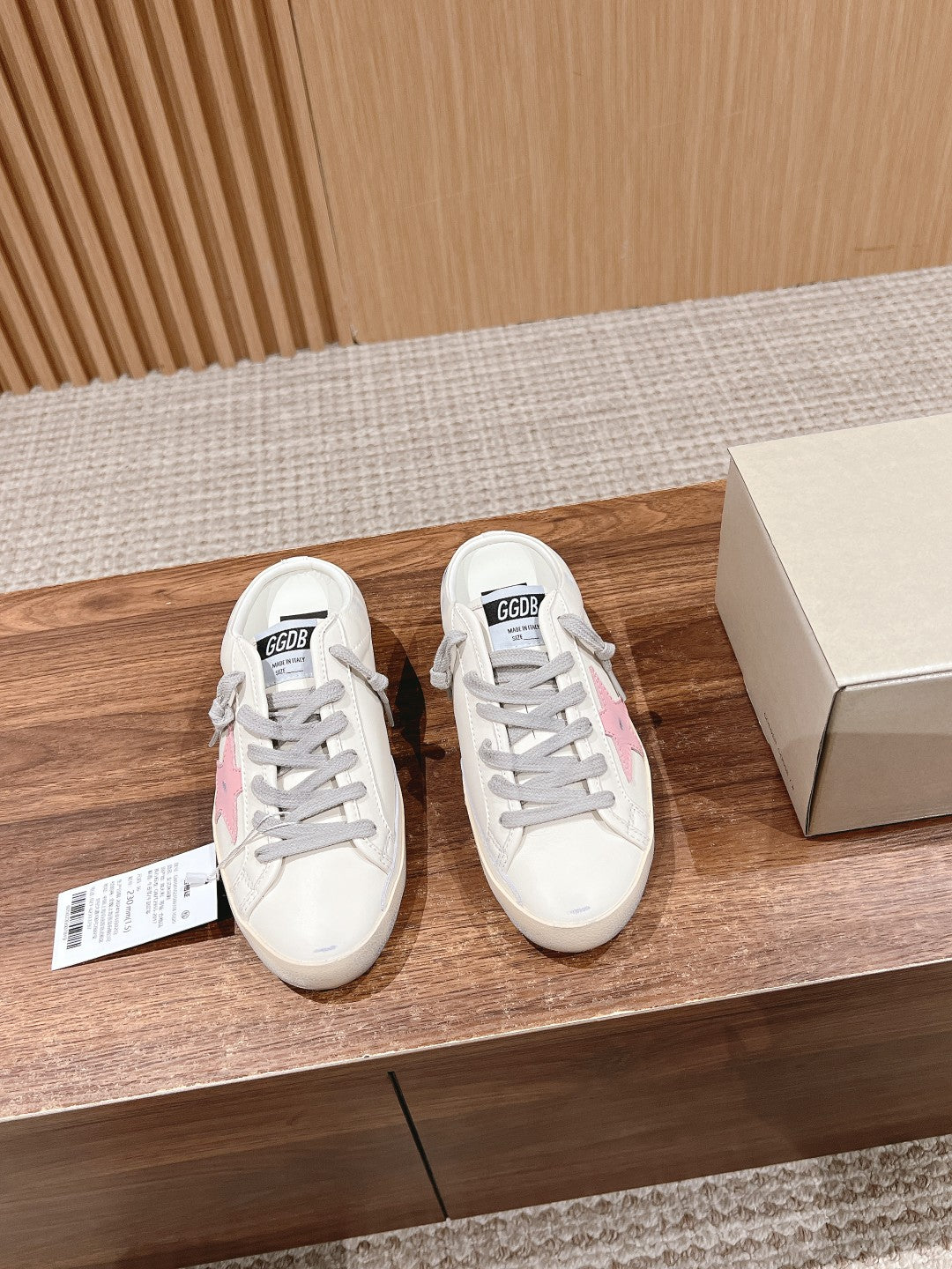 LuxluxHouse Best Quality Shoes Golden Goose