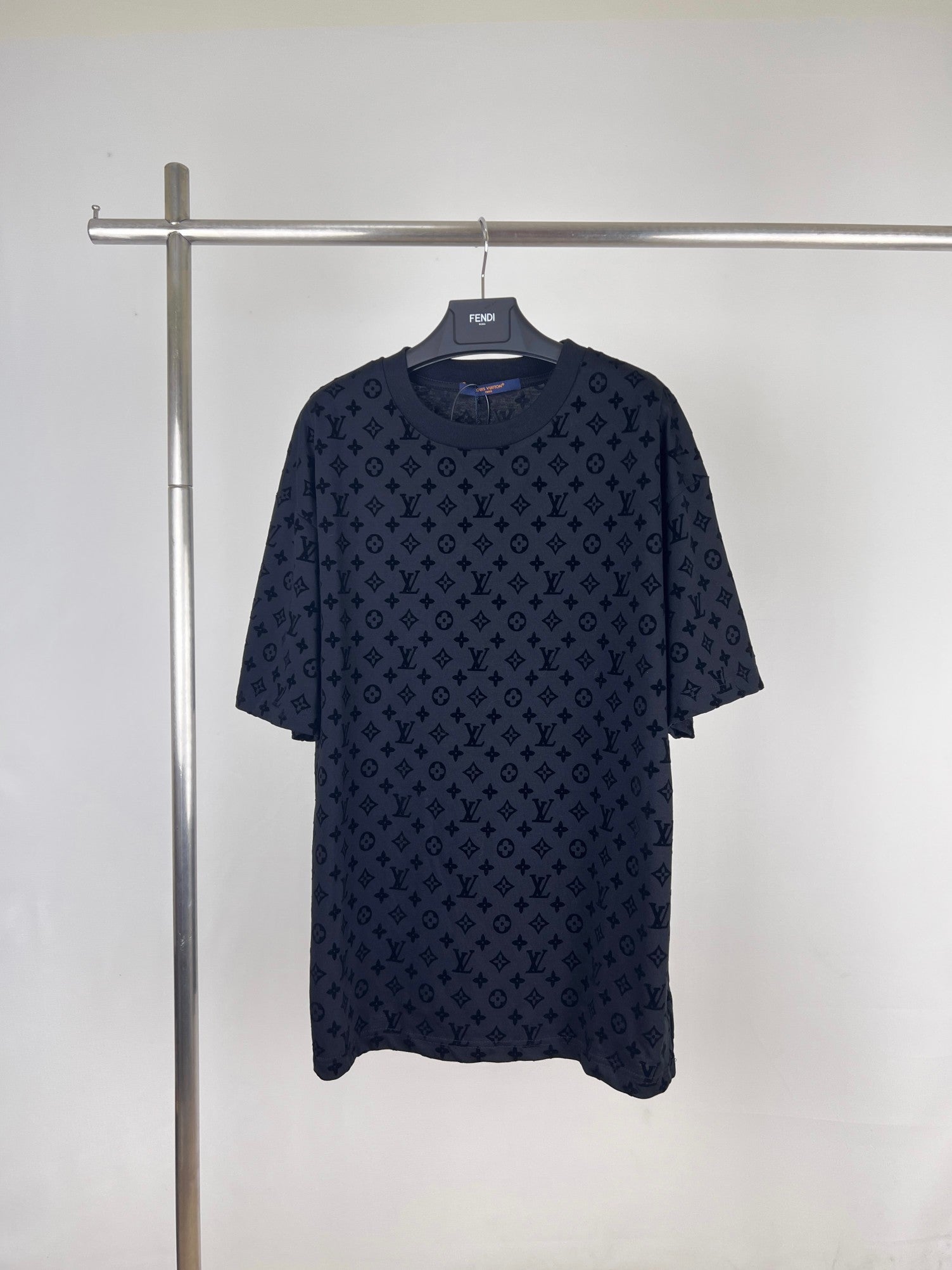 LuxluxHouse Louis Vuitton T-shirt NO.1