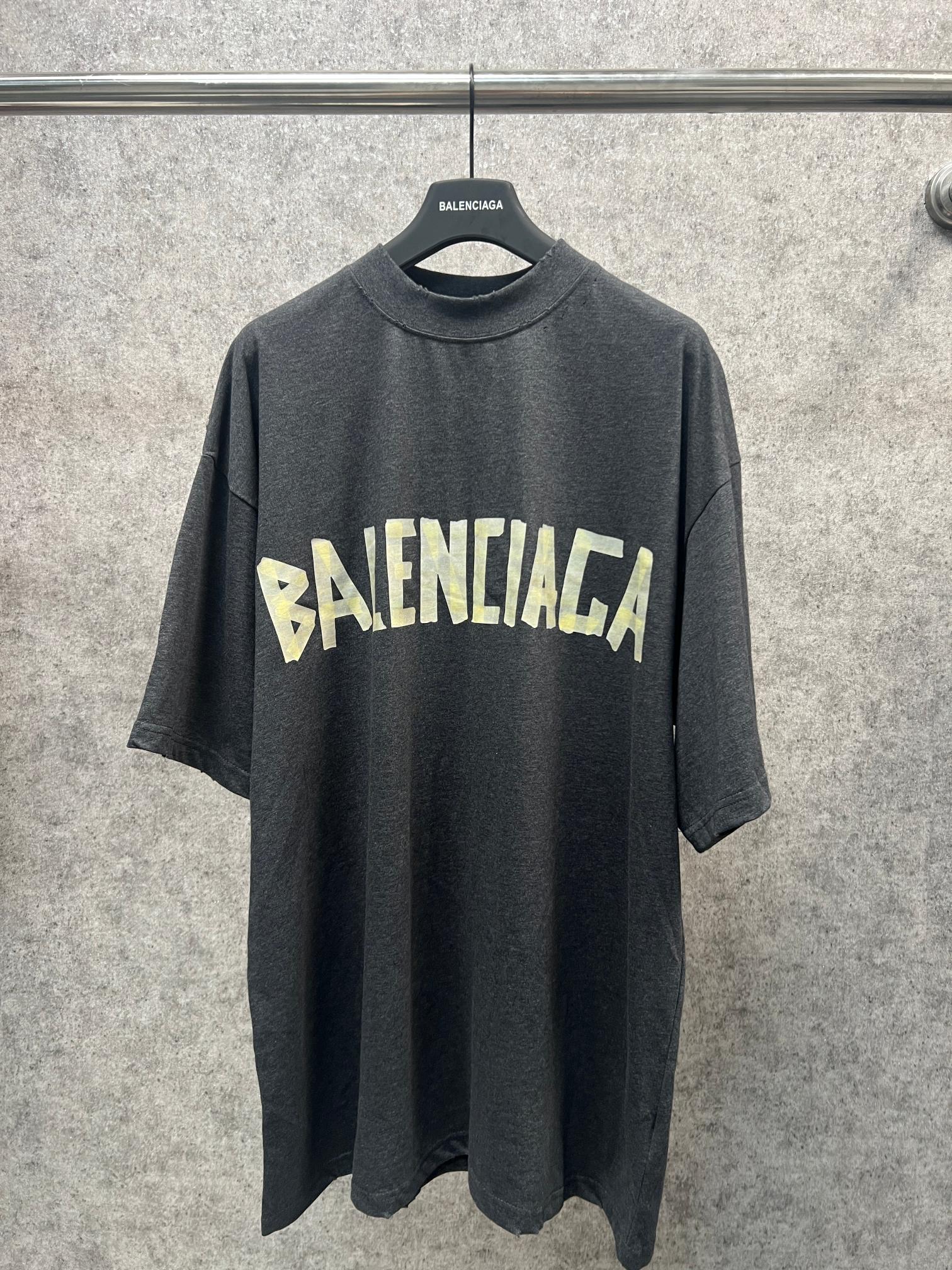 LuxluxHouse Balenciaga T-shirt NO.4