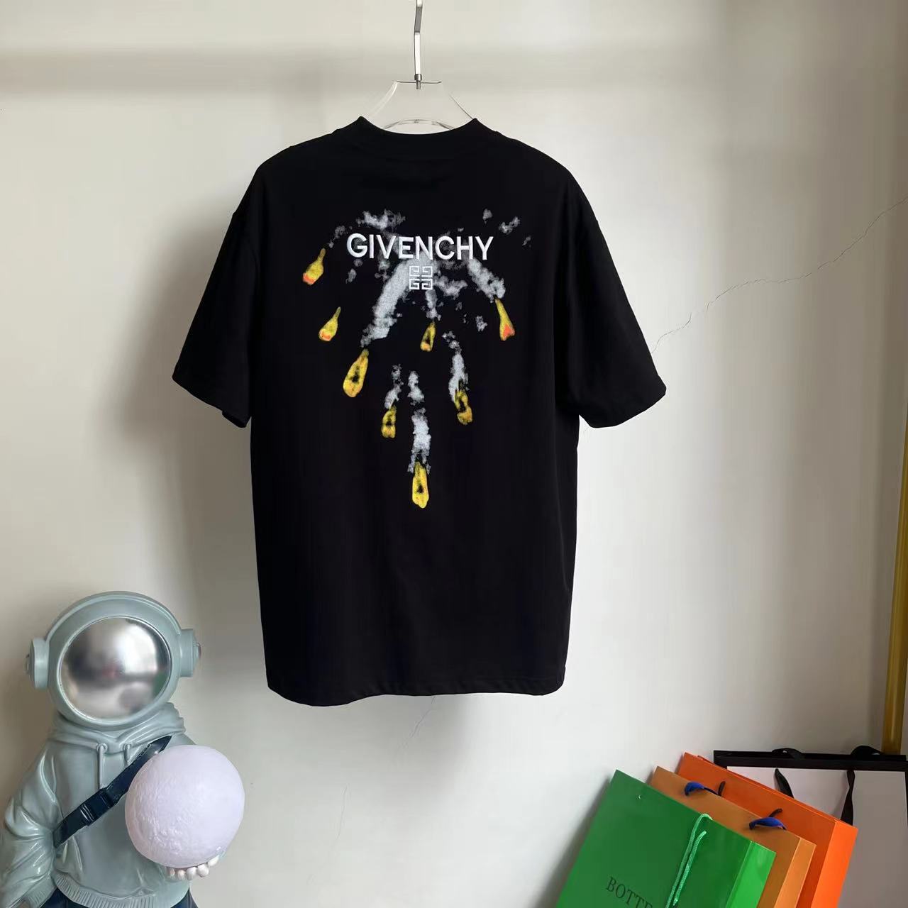 LuxluxHouse Best Quality Clothes Givenchy T-shirt