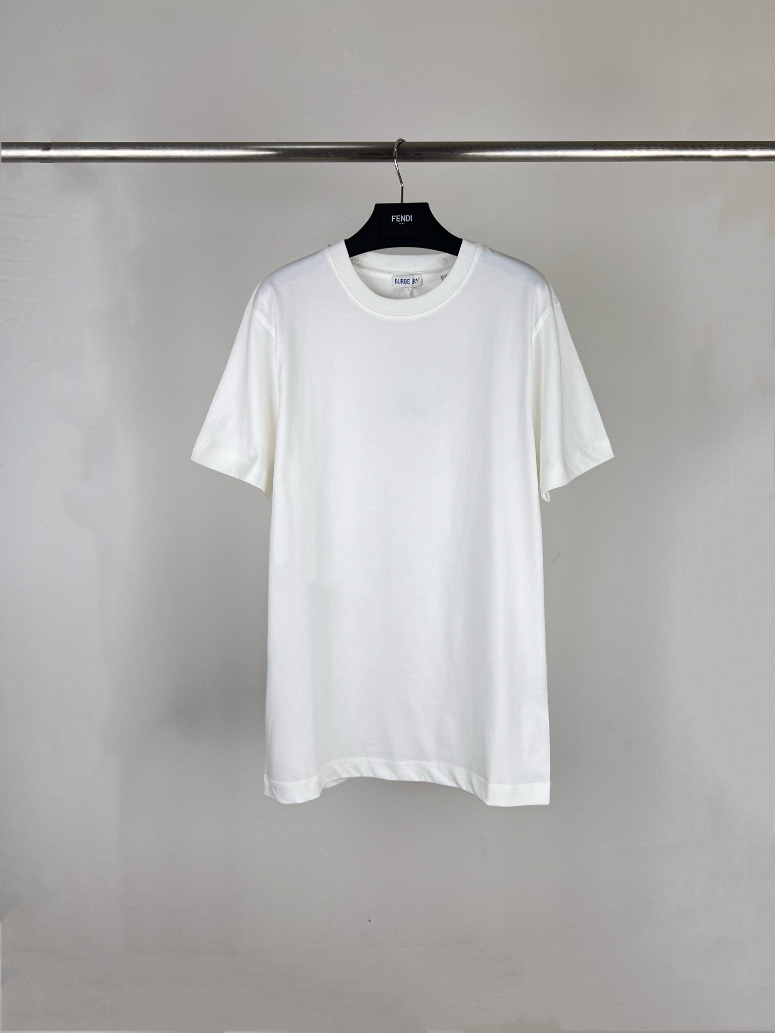 LuxluxHouse Burberry T-shirt NO.2