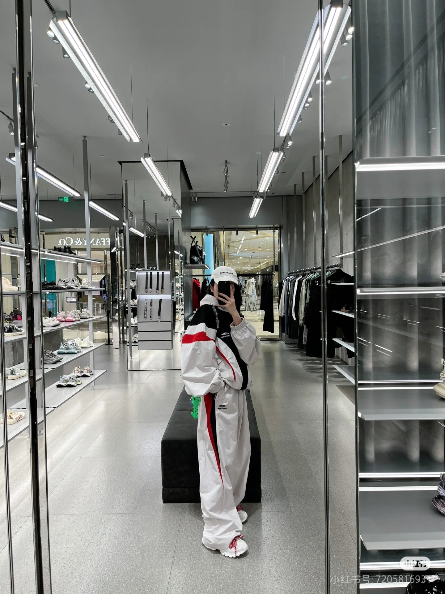 LuxluxHouse Best Quality Clothes Balenciaga Coats & Jackets