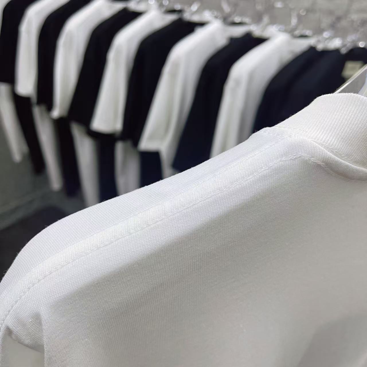 LuxluxHouse Best Quality Clothes Balenciaga T-shirt