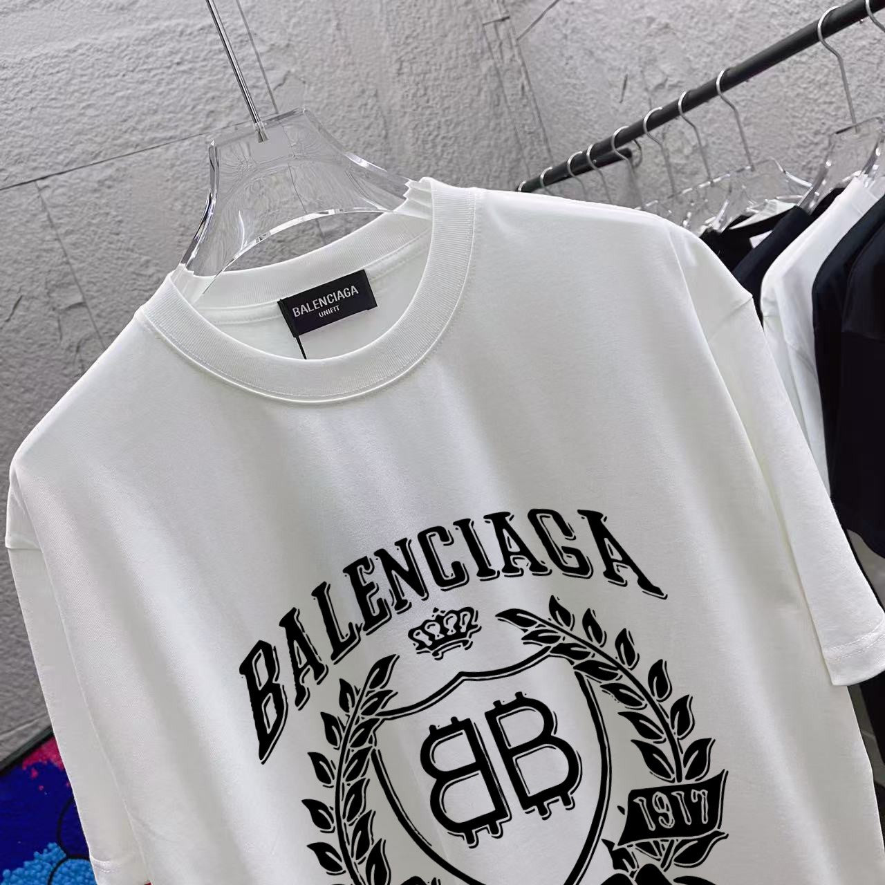 LuxluxHouse Best Quality Clothes Balenciaga T-shirt
