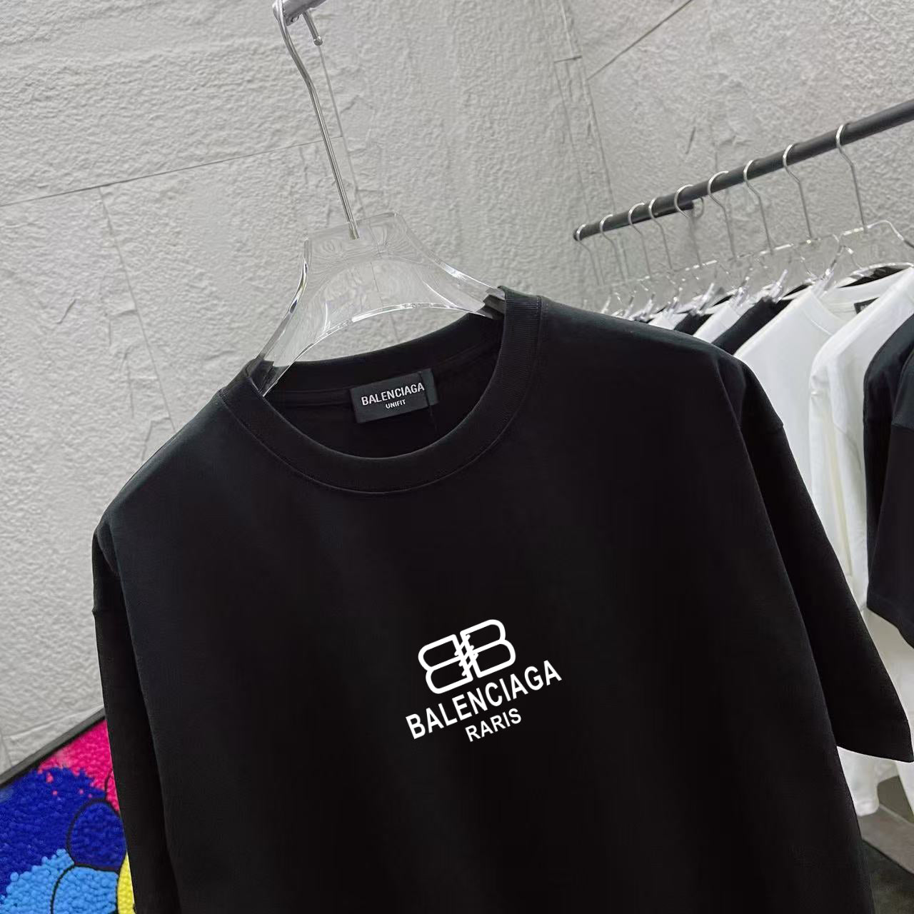 LuxluxHouse Best Quality Clothes Balenciaga T-shirt