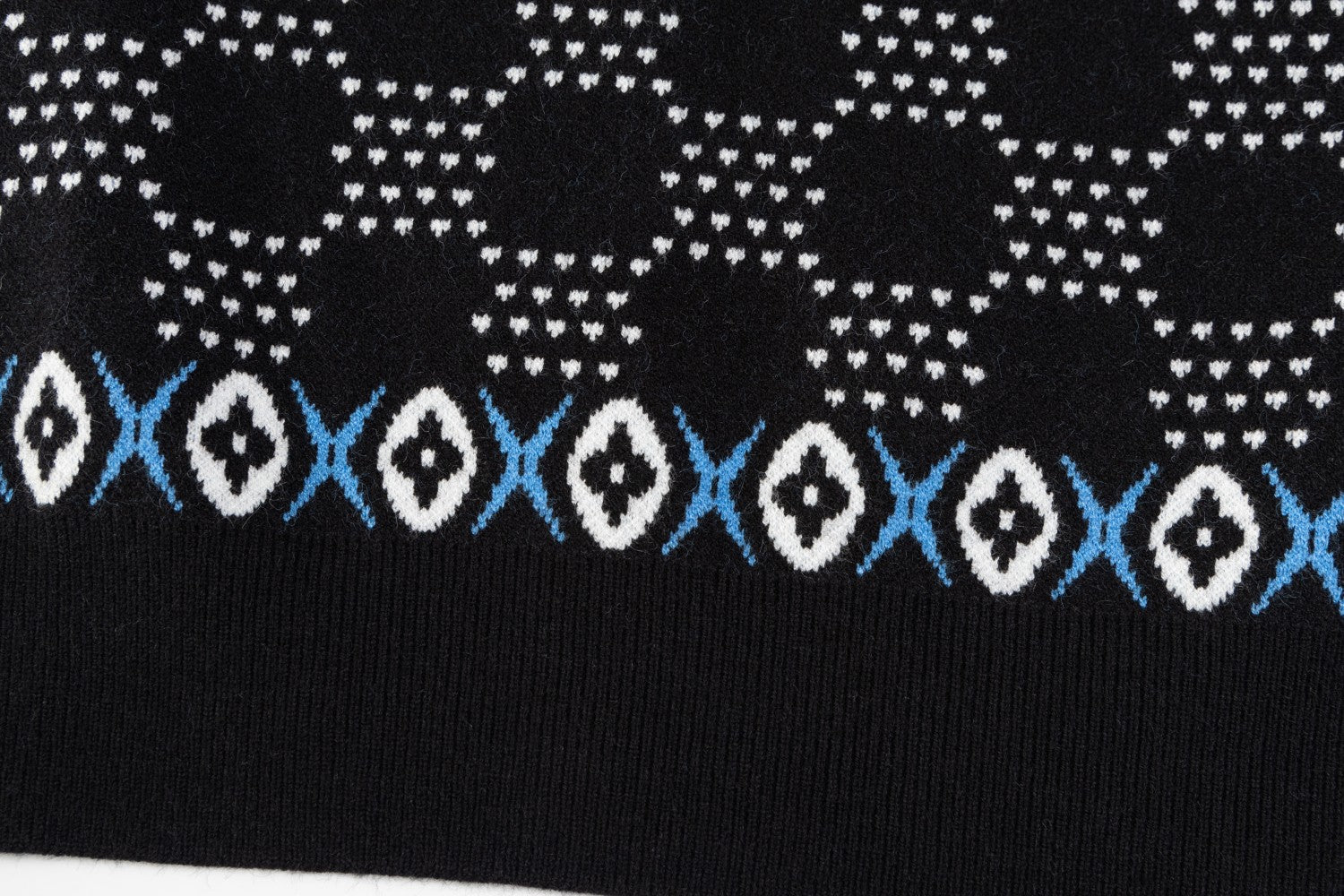 LuxluxHouse Best Quality Clothes Hoodie & Sweater Louis Vuitton