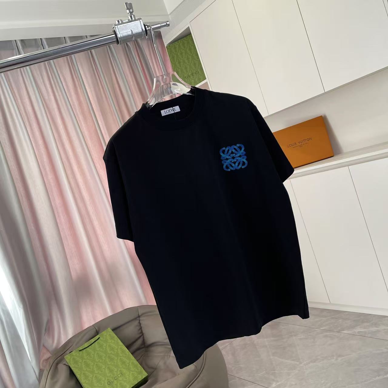 LuxluxHouse Best Quality Clothes T-shirt Loewe