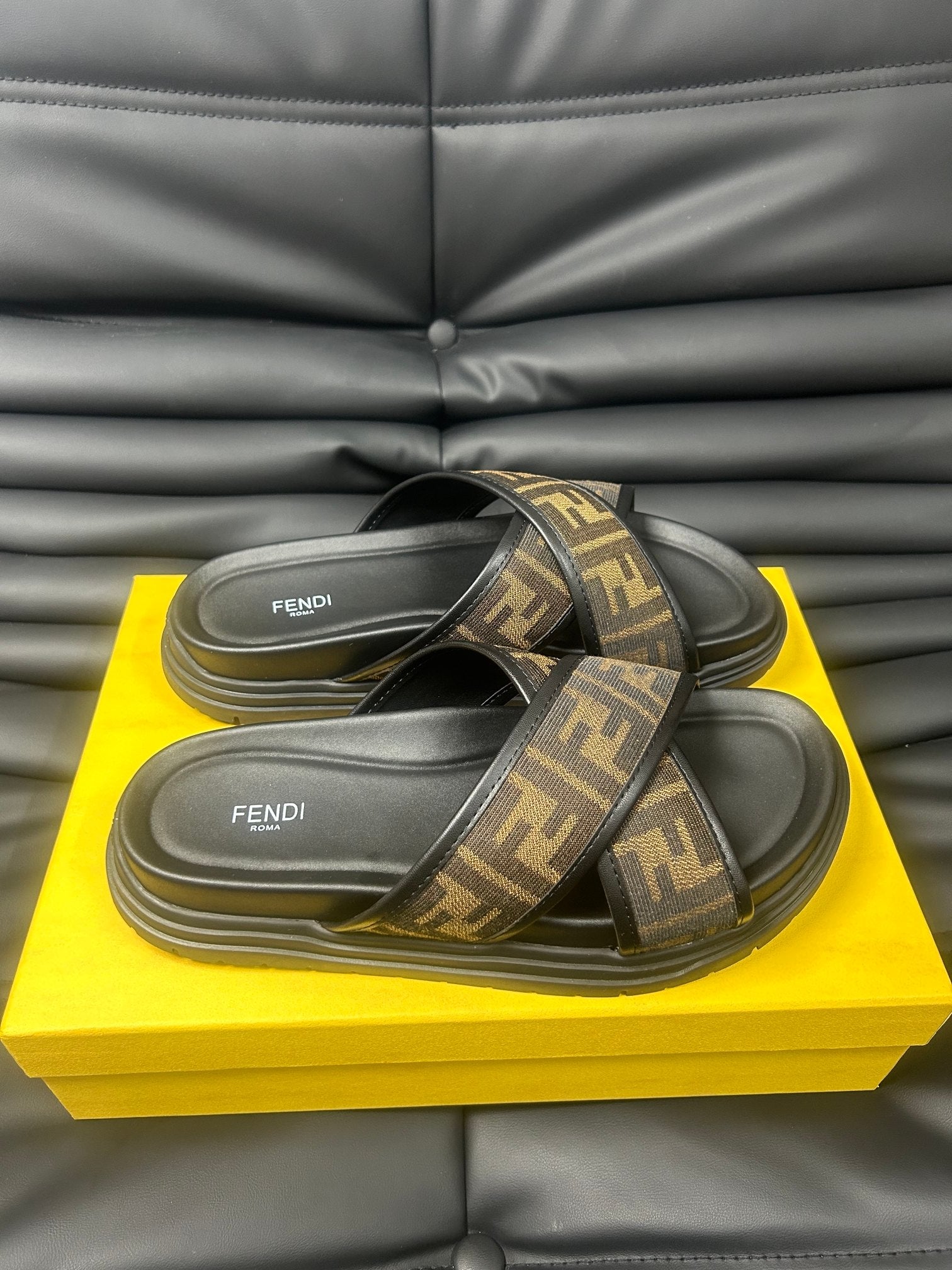 LuxluxHouse Best Quality Sandals Fendi