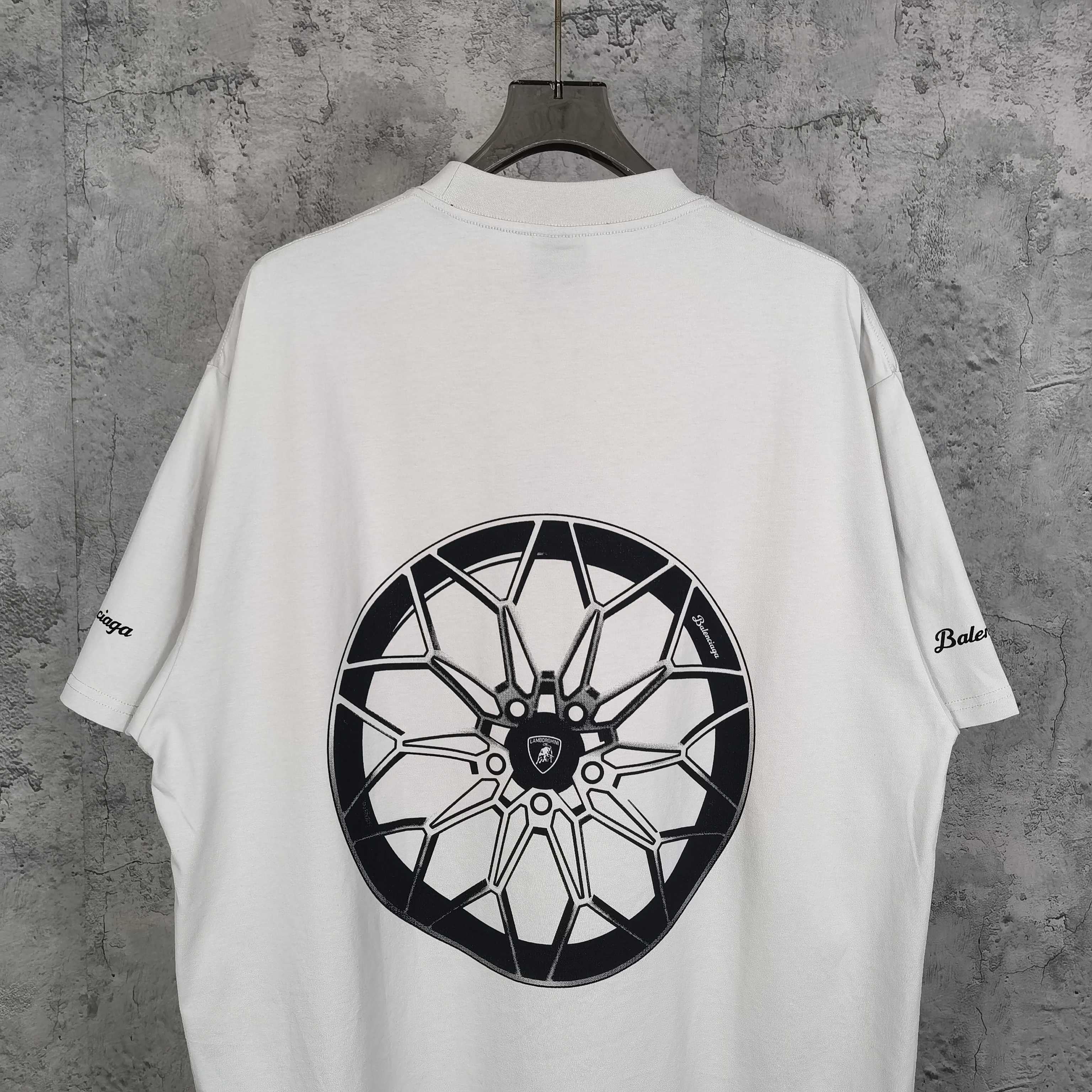 LuxluxHouse Best Quality Clothes Balenciaga T-shirt