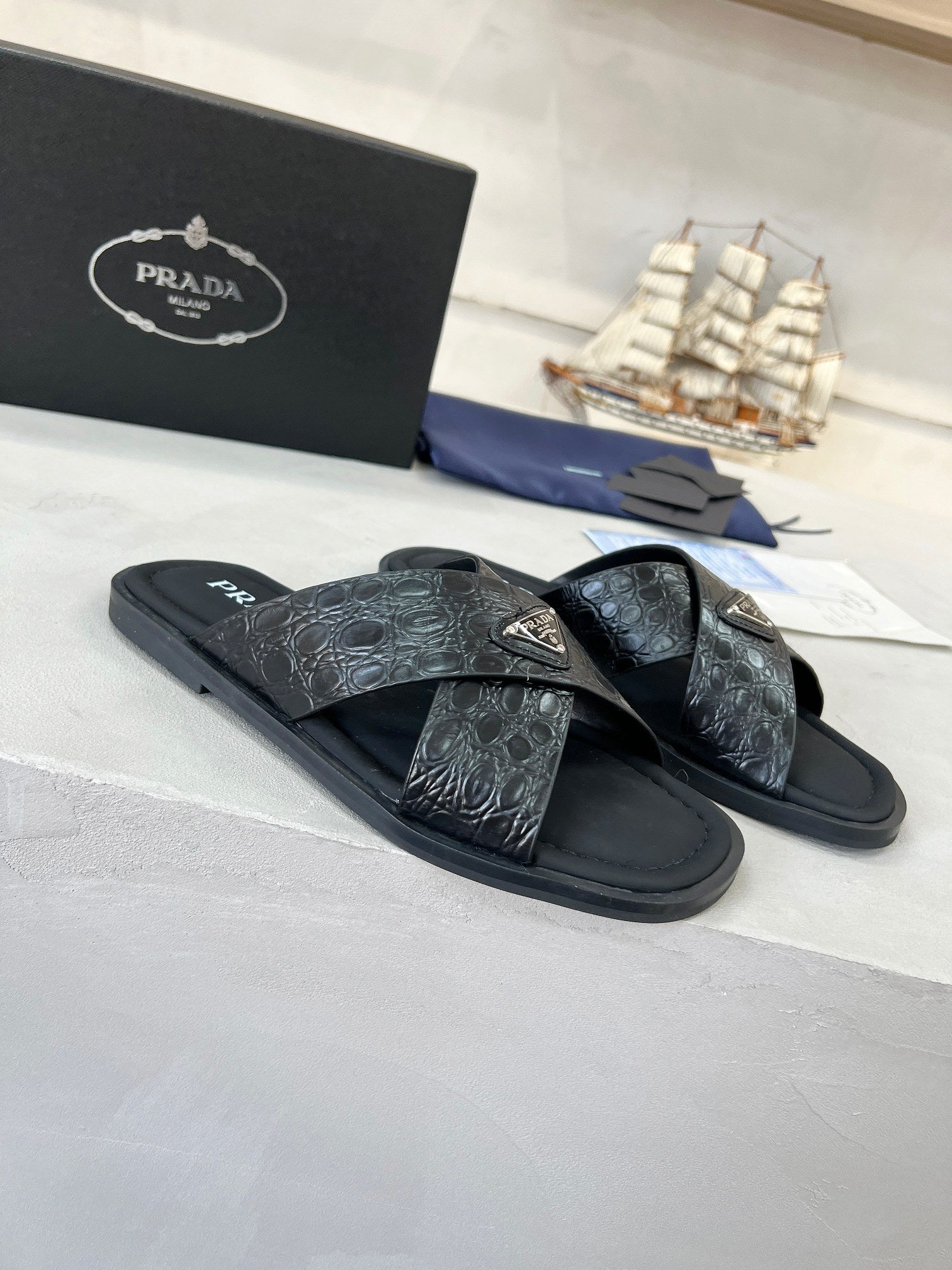 LuxluxHouse Best Quality Sandals Prada