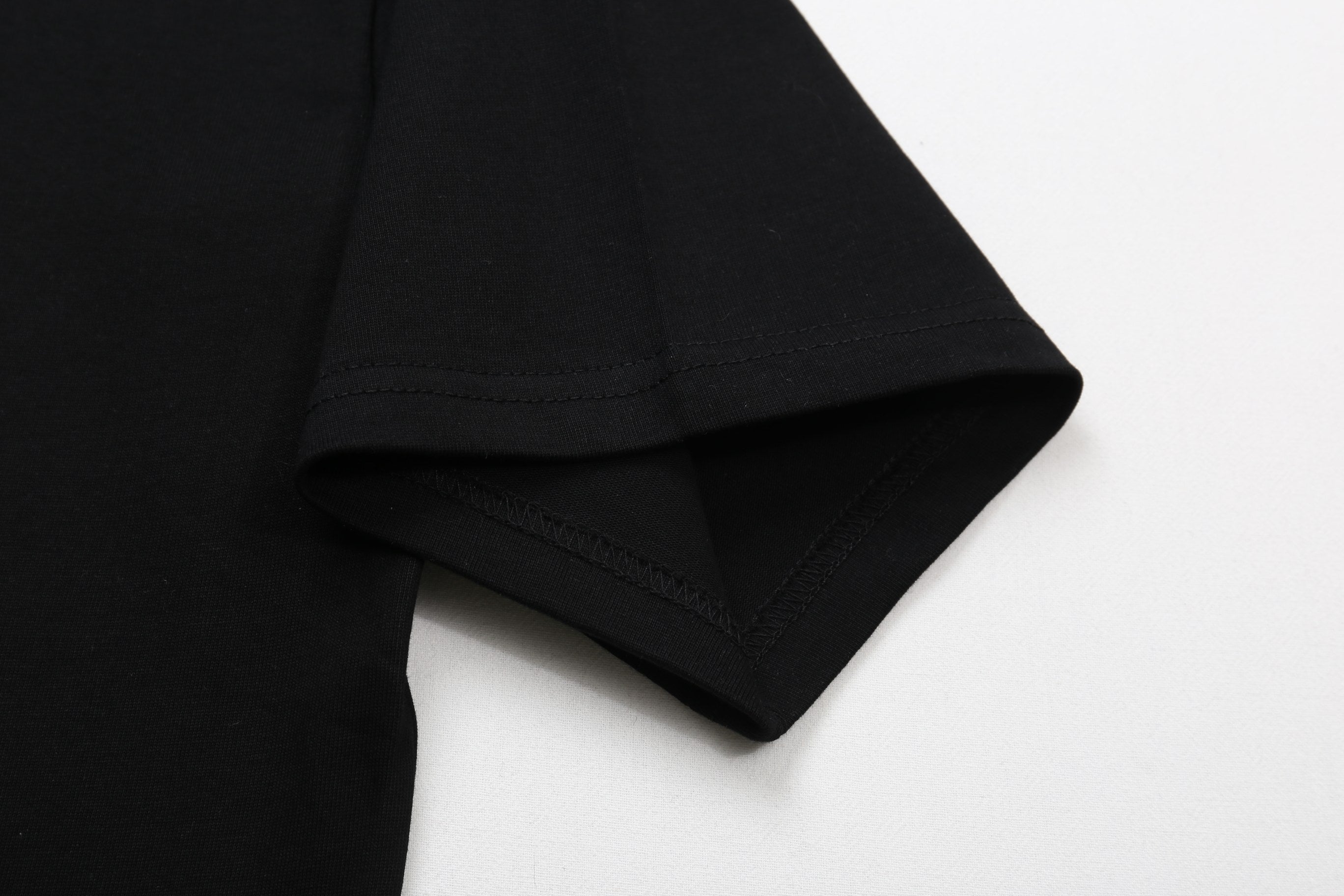 LuxluxHouse Best Quality Clothes T-shirt Chanel & Maison Margiela