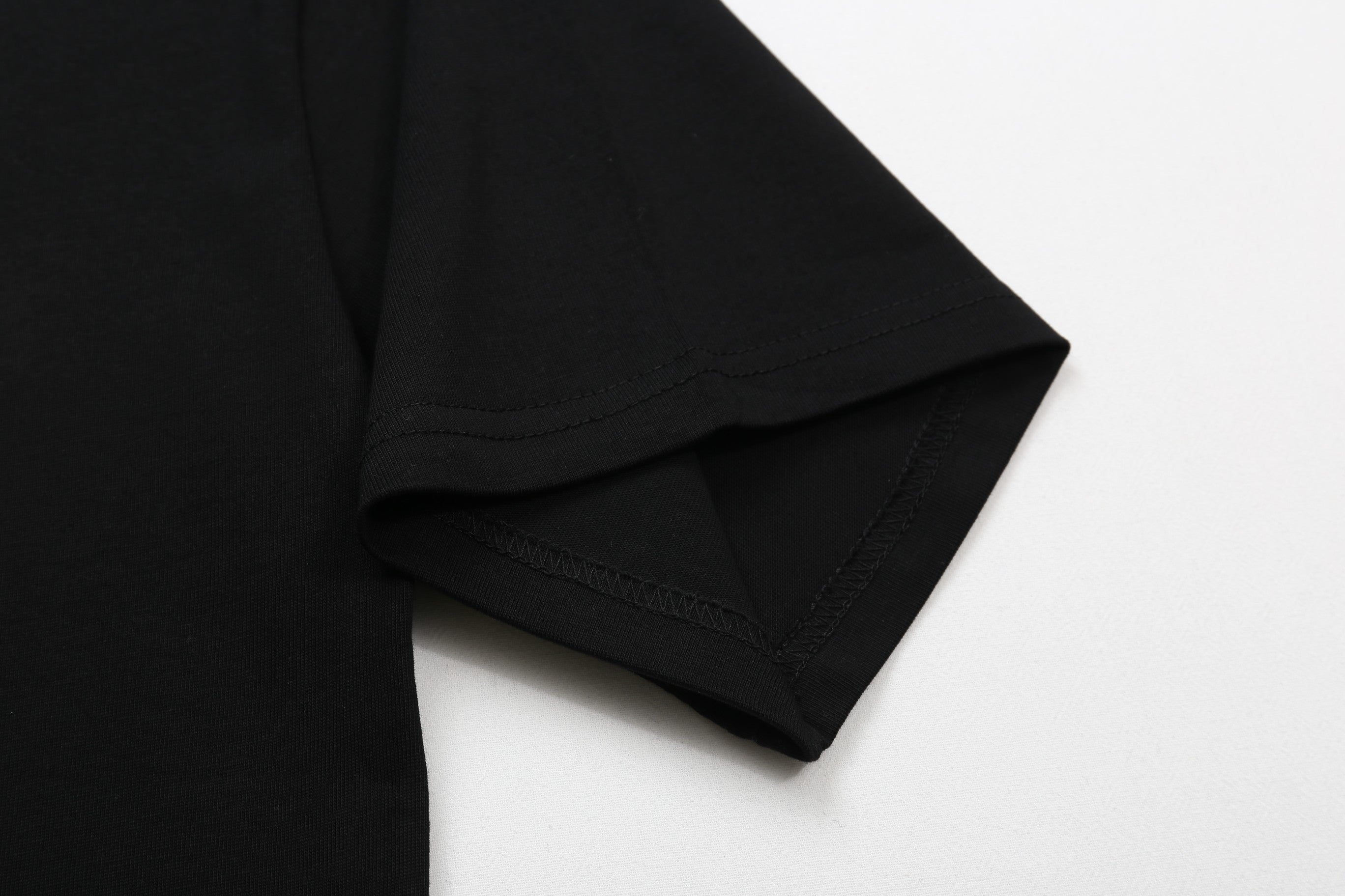 LuxluxHouse Best Quality Clothes T-shirt Chanel & Maison Margiela