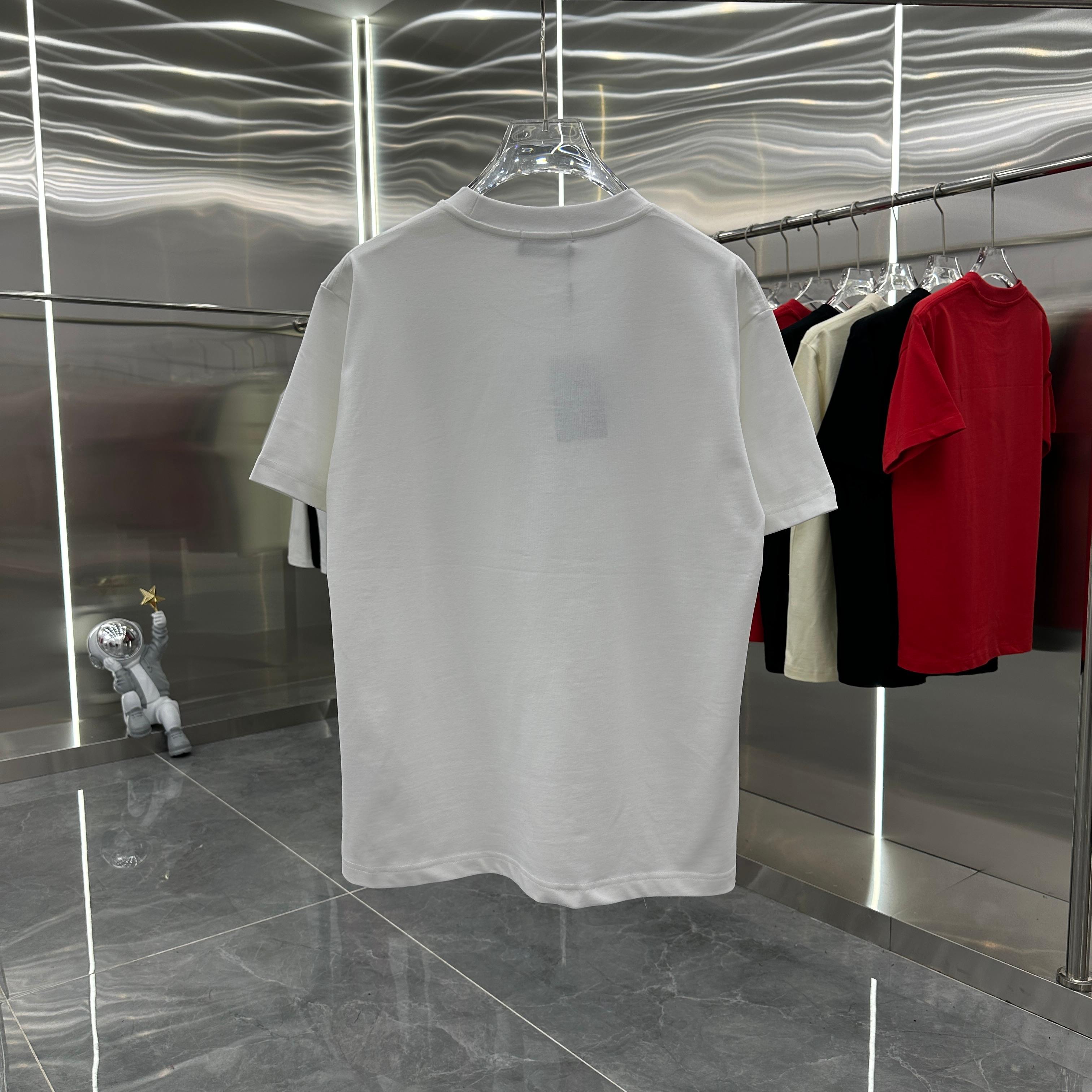 LuxluxHouse Best Quality Clothes T-shirt Prada