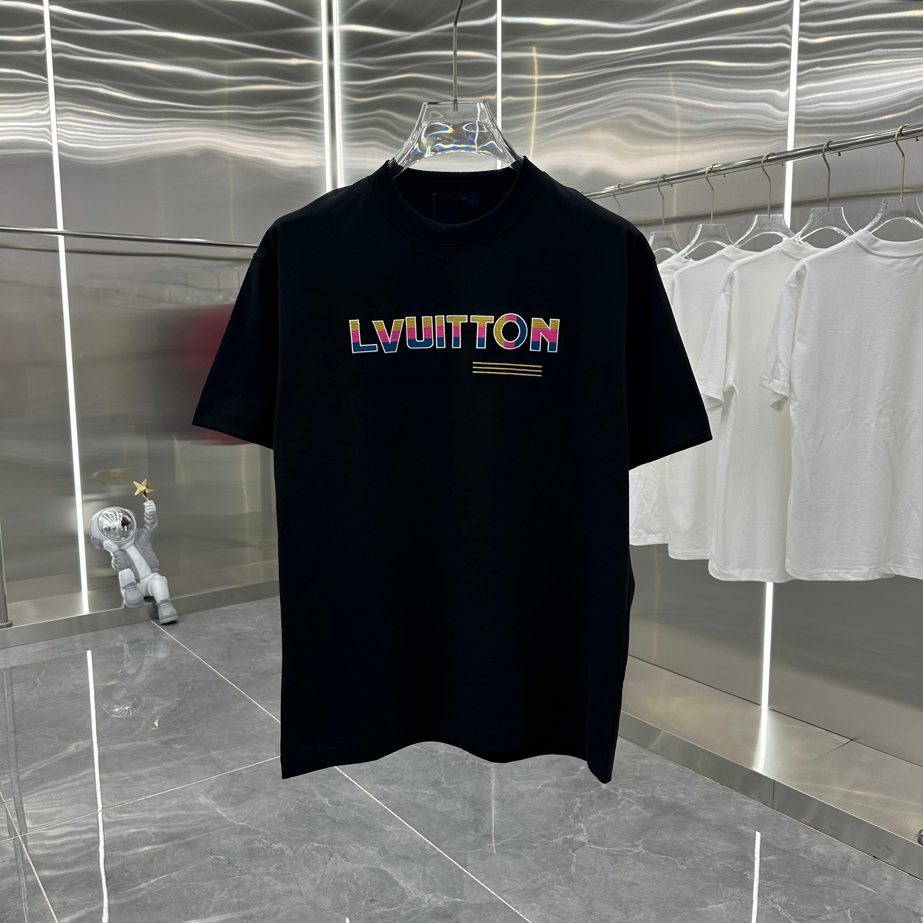 LuxluxHouse Best Quality Clothes T-shirt Louis Vuitton