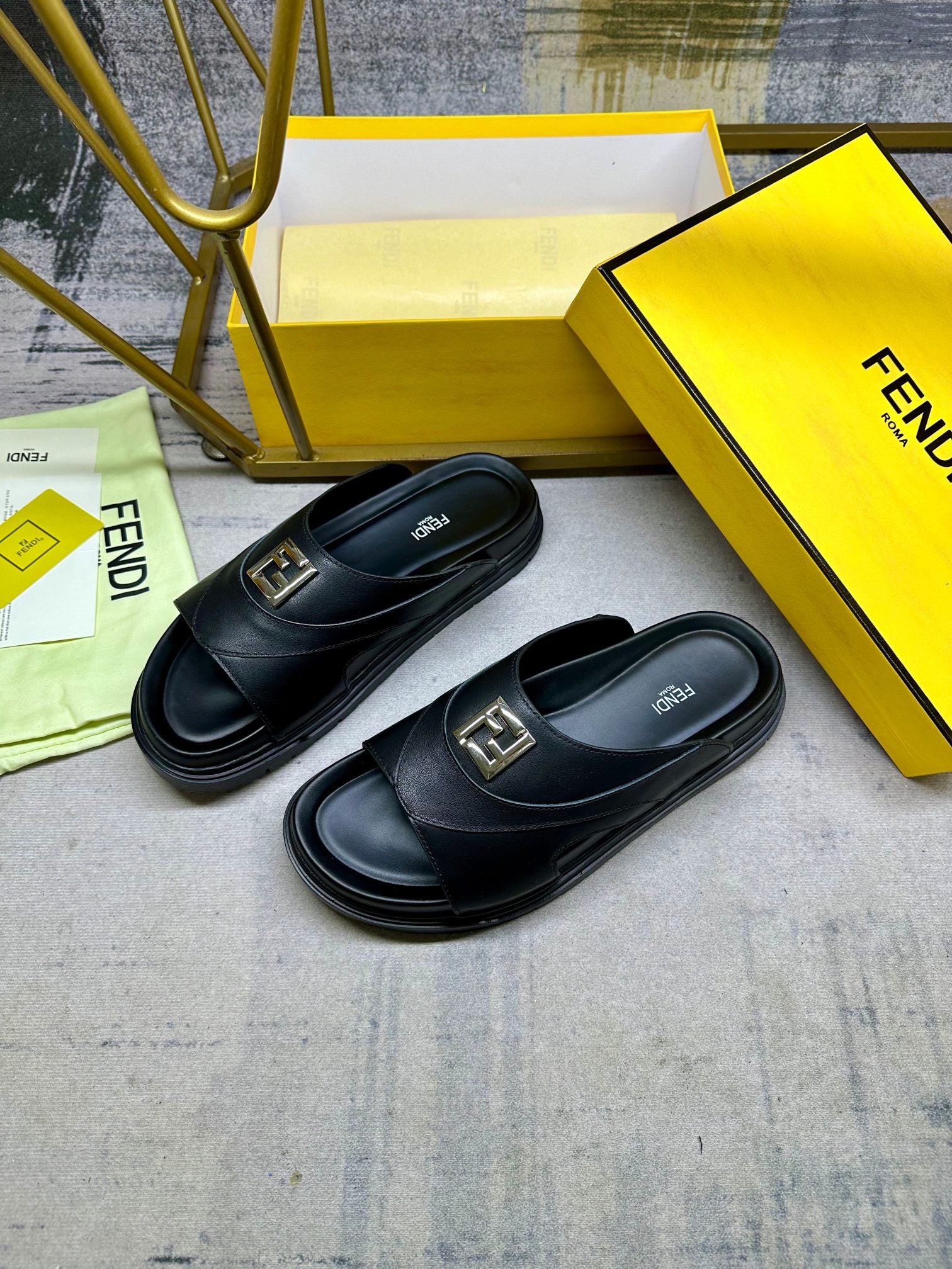 LuxluxHouse Best Quality Sandals Fendi