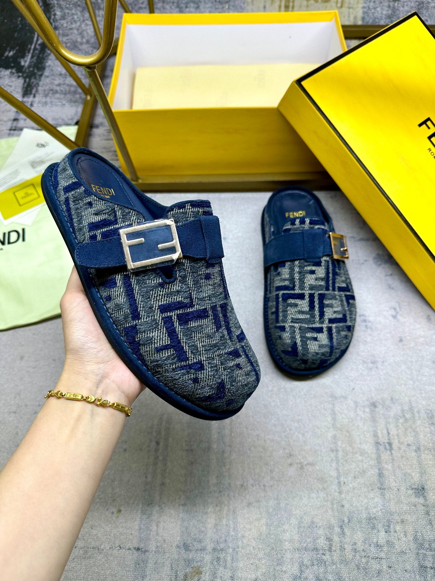 LuxluxHouse Best Quality Sandals Fendi