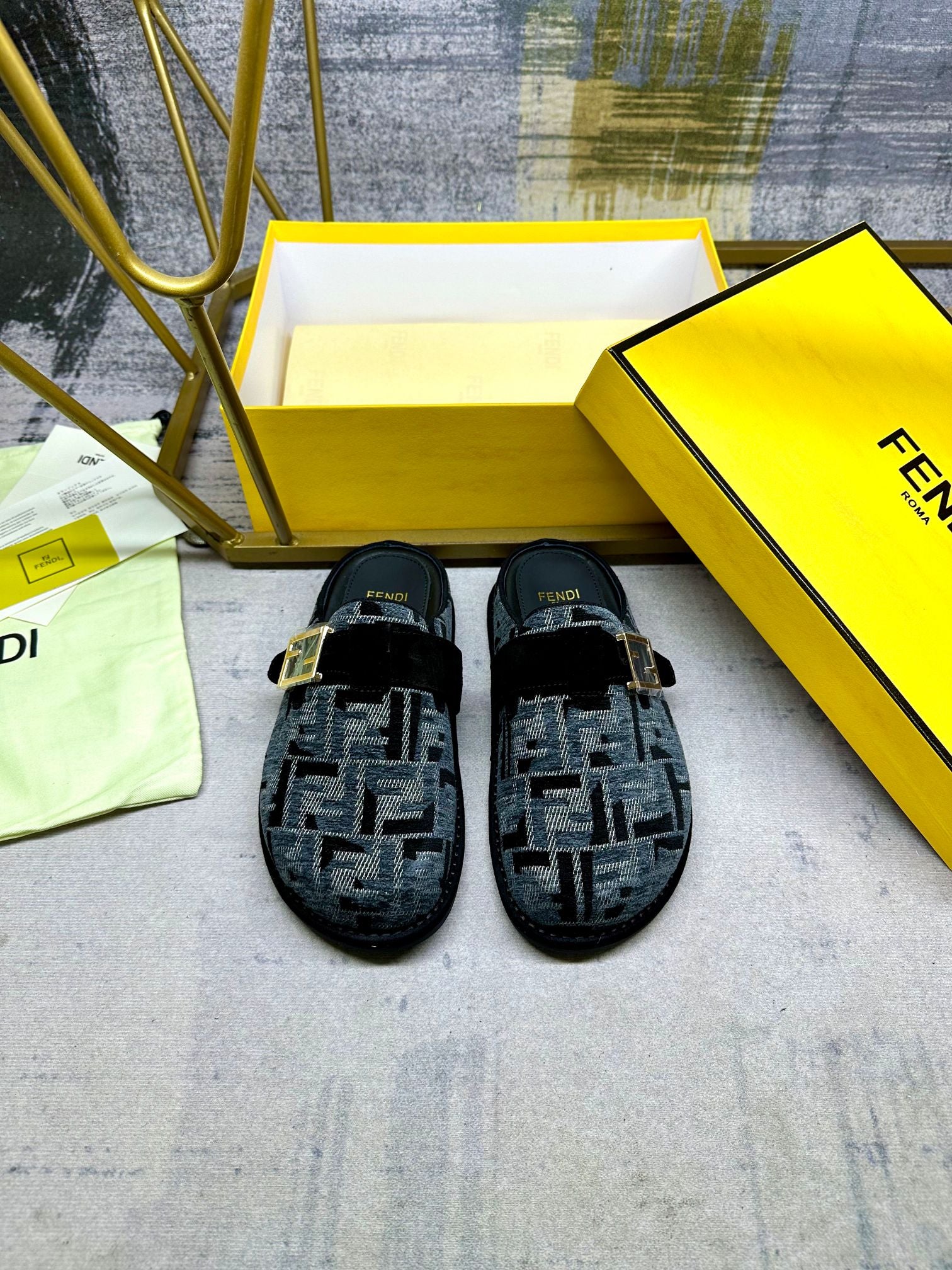 LuxluxHouse Best Quality Sandals Fendi