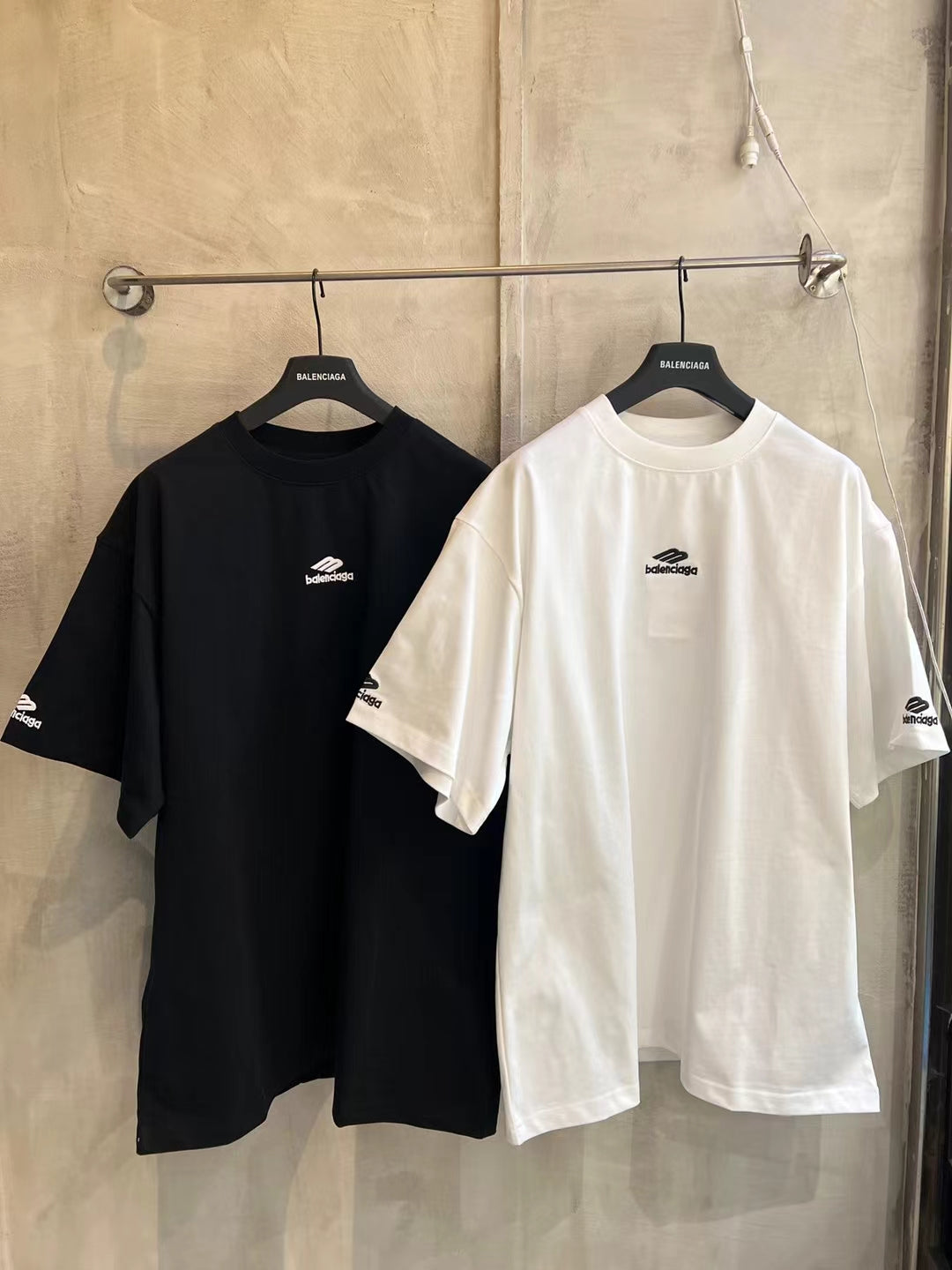 LuxluxHouse Best Quality Clothes Balenciaga T-shirt