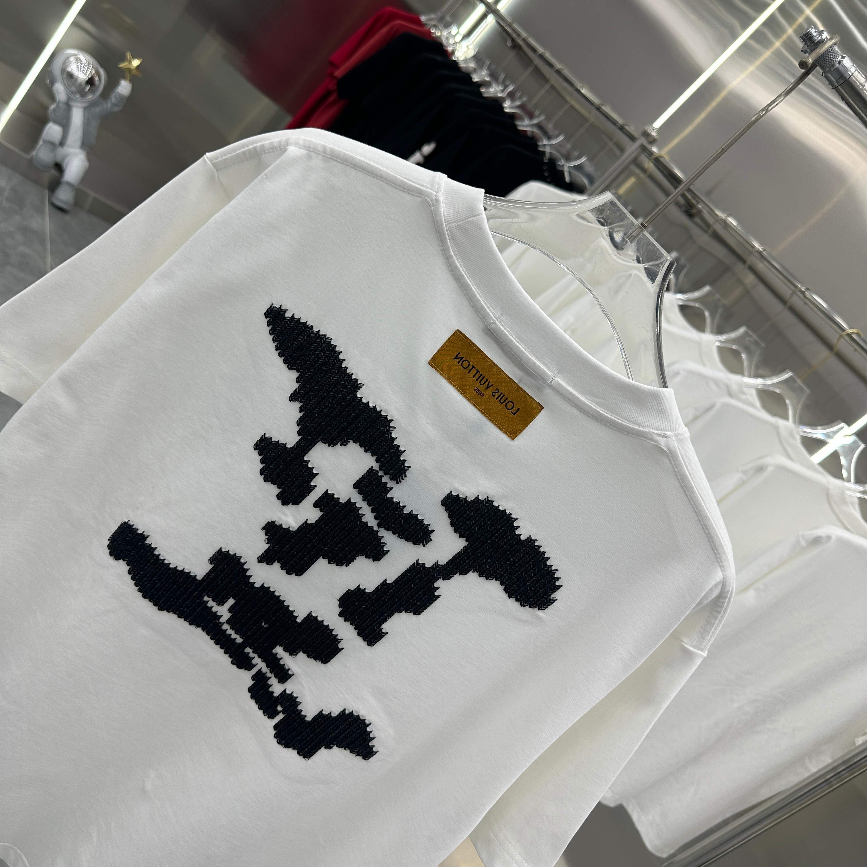 LuxluxHouse Best Quality Clothes T-shirt Louis Vuitton