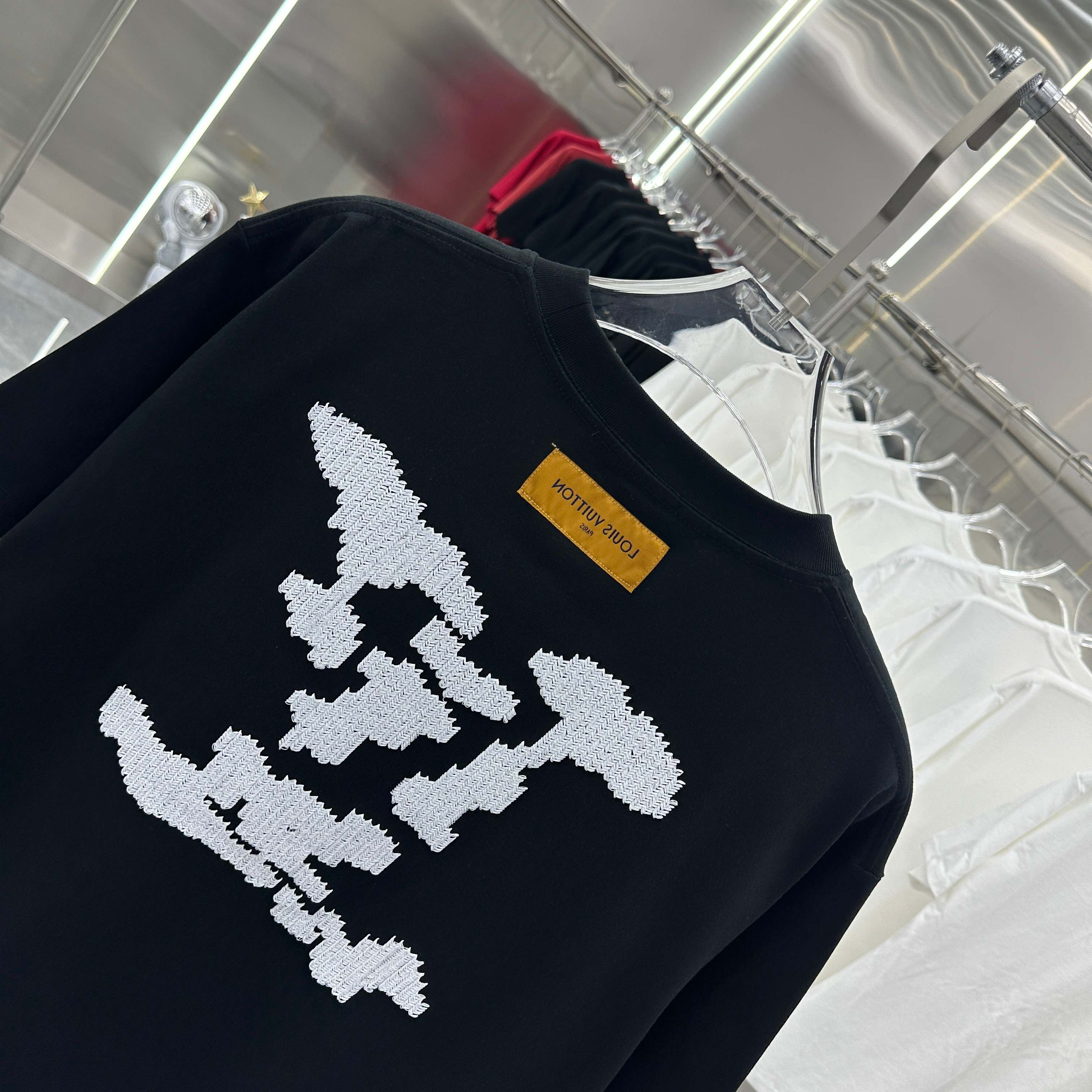 LuxluxHouse Best Quality Clothes T-shirt Louis Vuitton