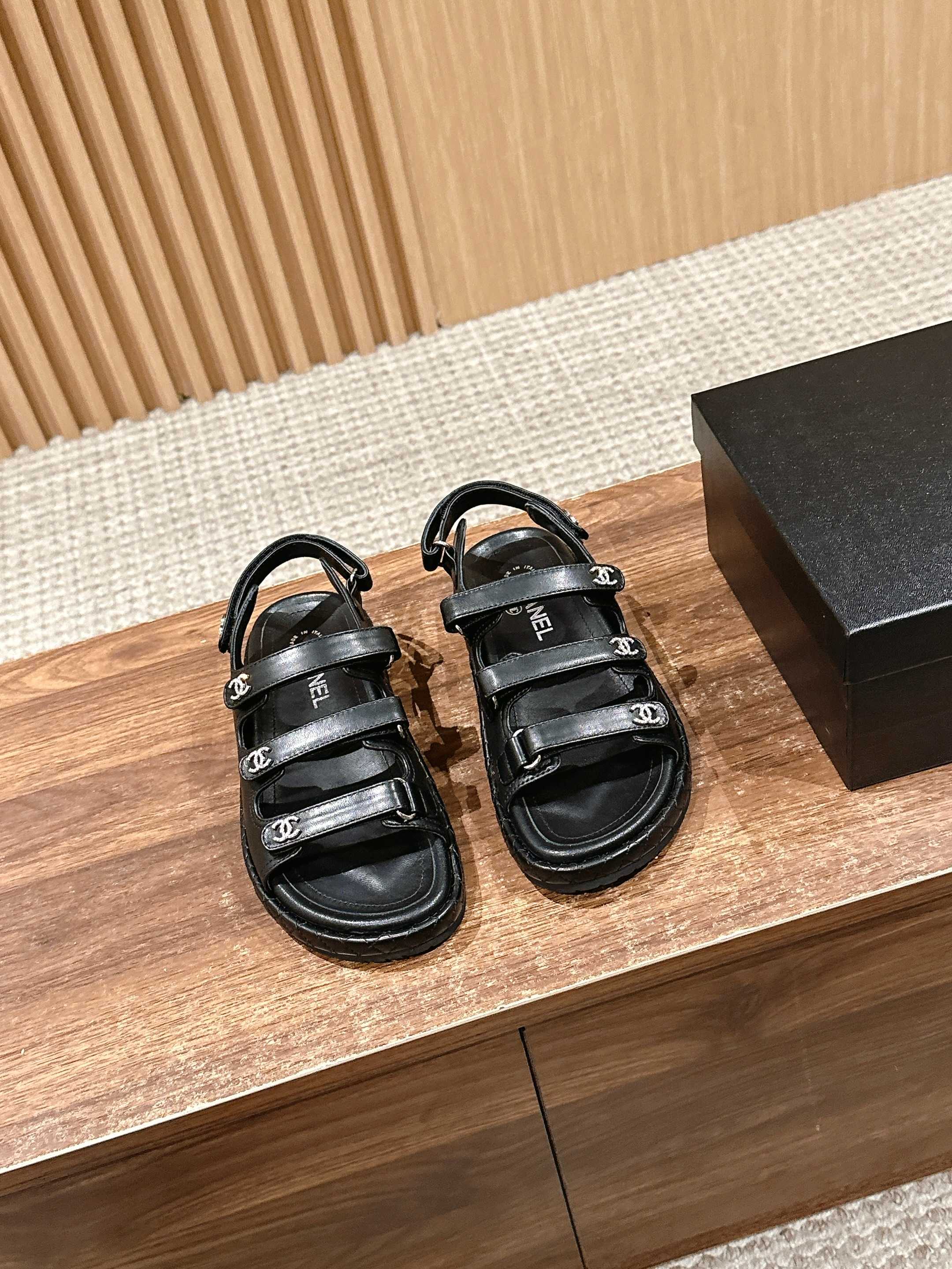 LuxluxHouse Best Quality Chanel Sandals