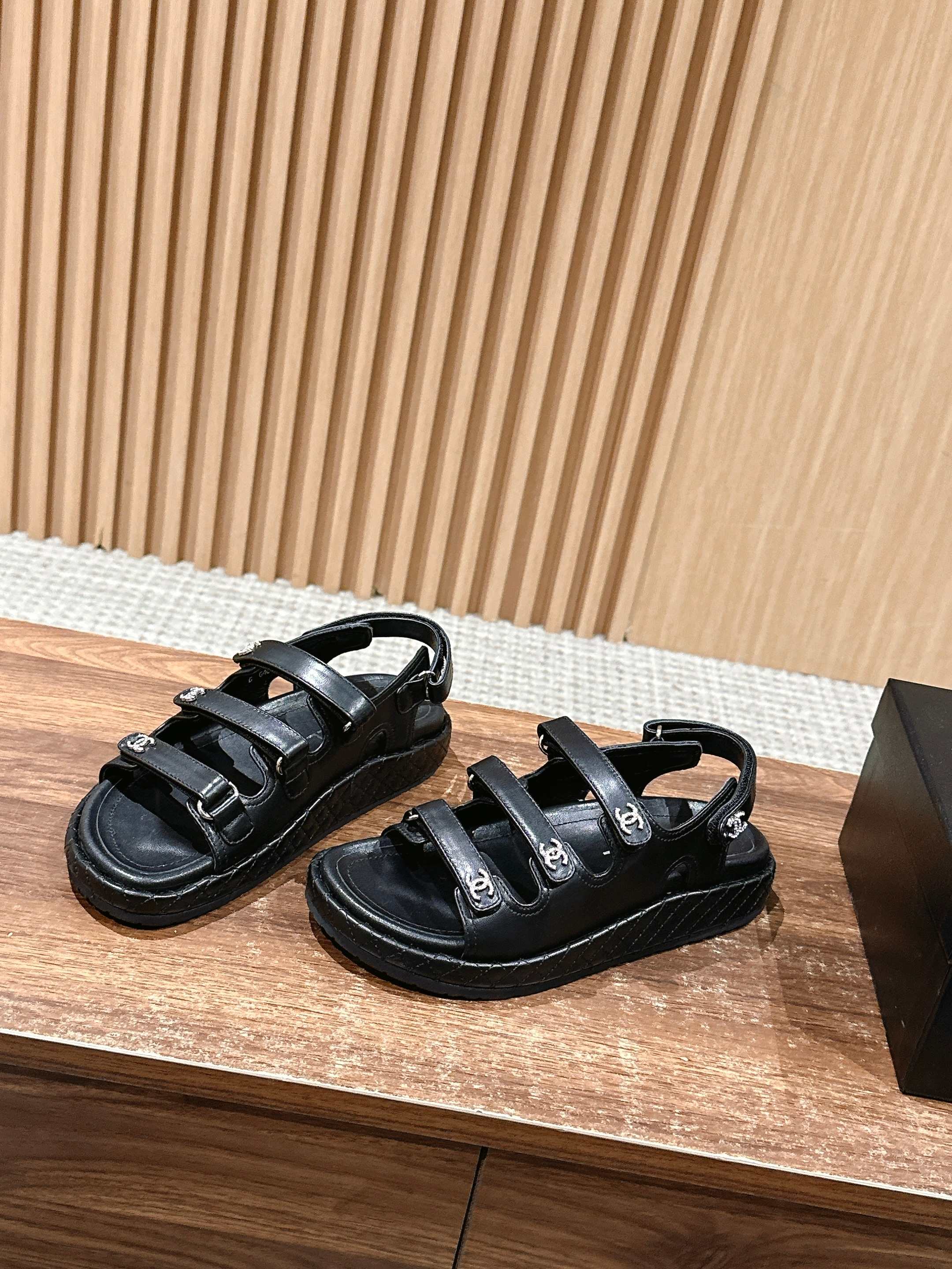 LuxluxHouse Best Quality Chanel Sandals